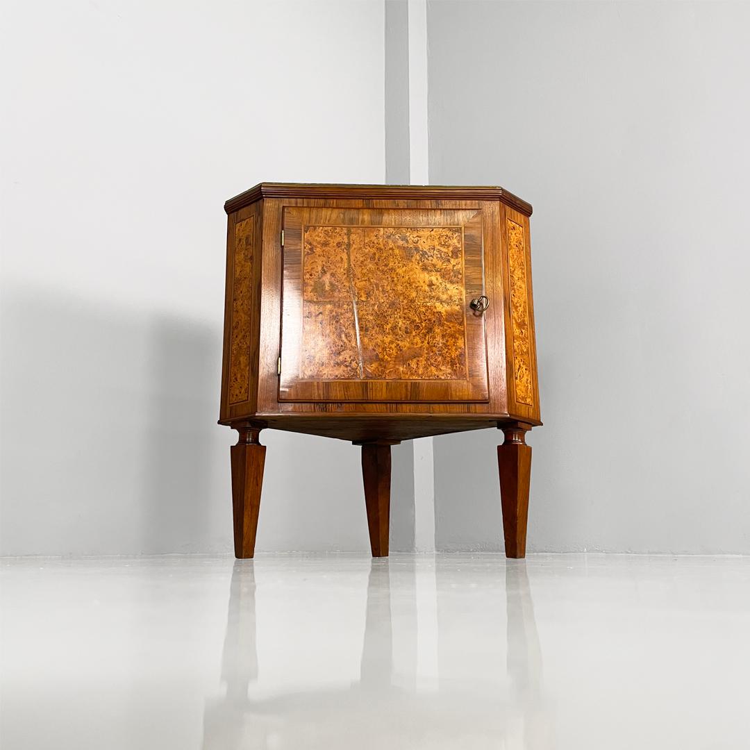 Italienische Art Deco Eckholzkonsolen mit schwarzer Marmorplatte, 1940er Jahre im Angebot 5