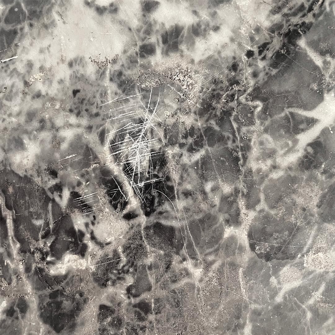 Italienische Art Deco Eckholzkonsolen mit schwarzer Marmorplatte, 1940er Jahre im Angebot 8