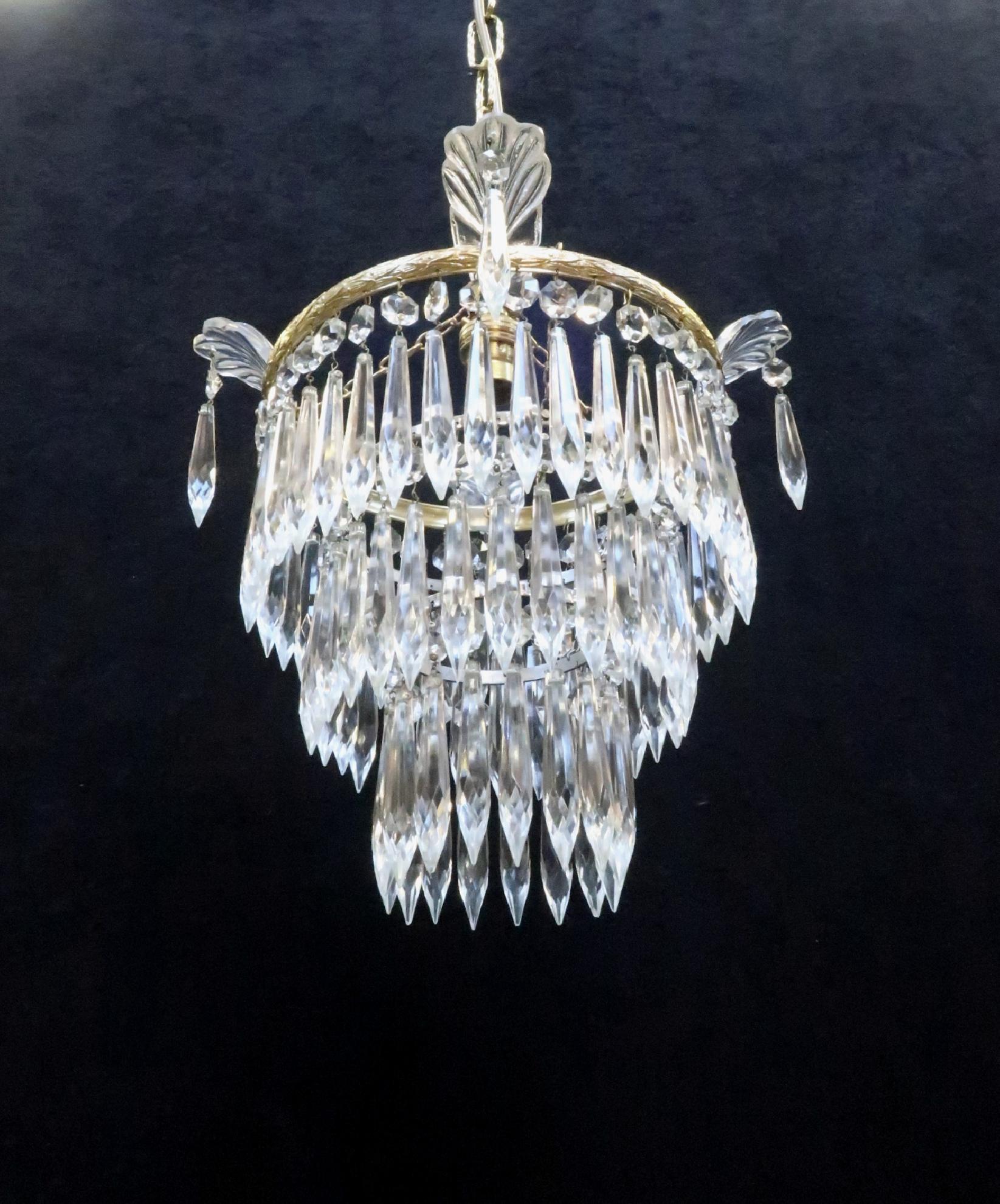 Italian Art Deco Crystal Glass Three-Tier Chandelier 2