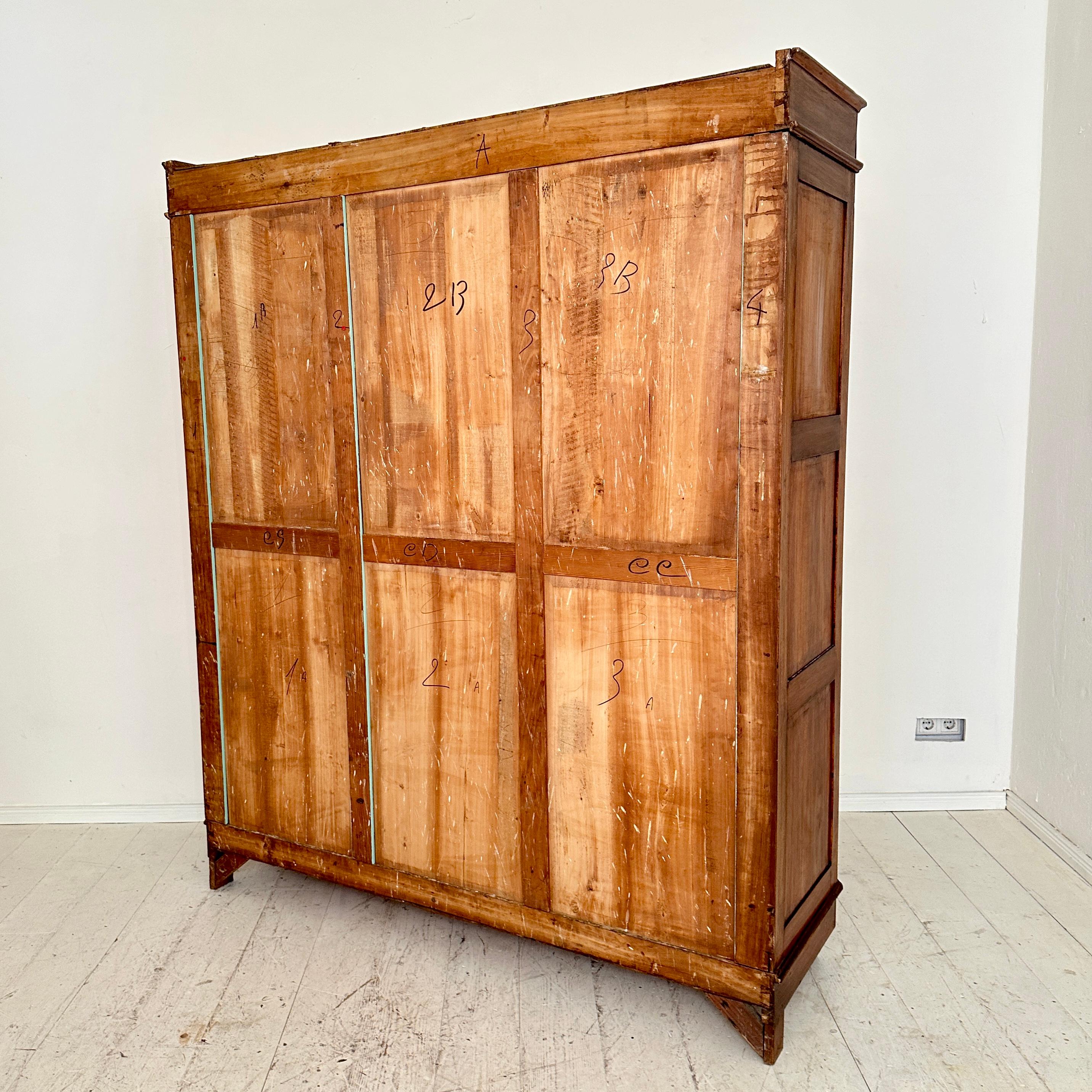 Italian Art Deco Cupboard in Brown Wood with 3 Doors and 2 Drawers, around 1920 8