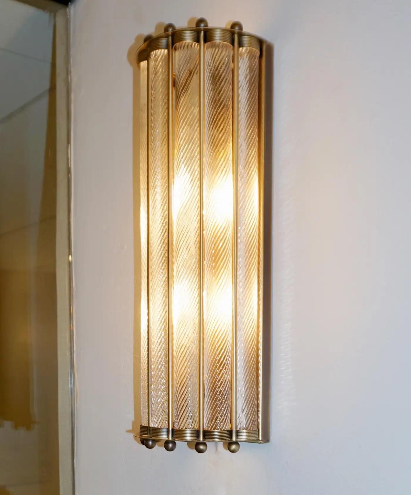Lámpara italiana de diseño Art Decó de cristal de Murano y media luna en acabado bronce Italiano en venta