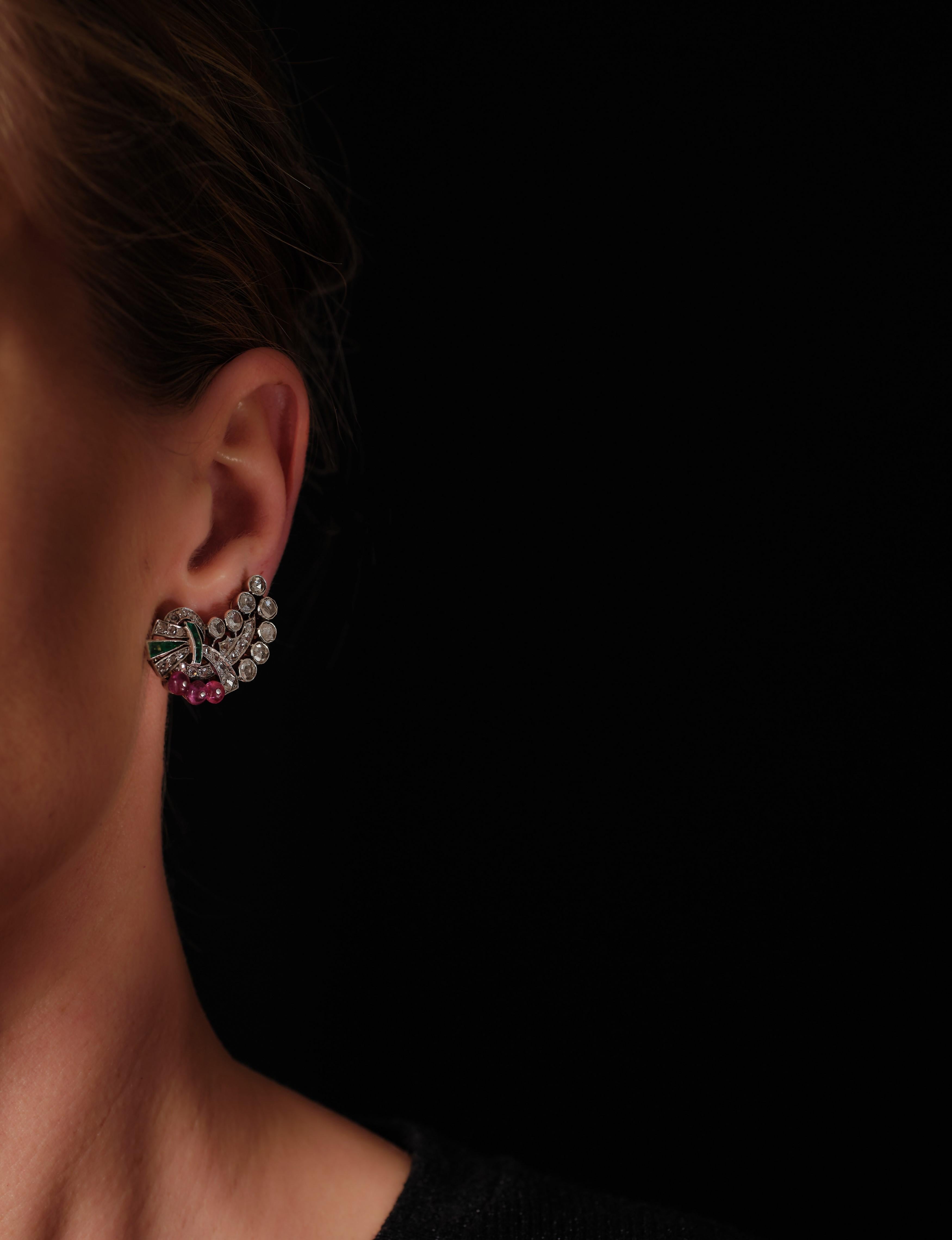 Women's or Men's Italian Art Deco diamond, emerald and ruby earrings  For Sale