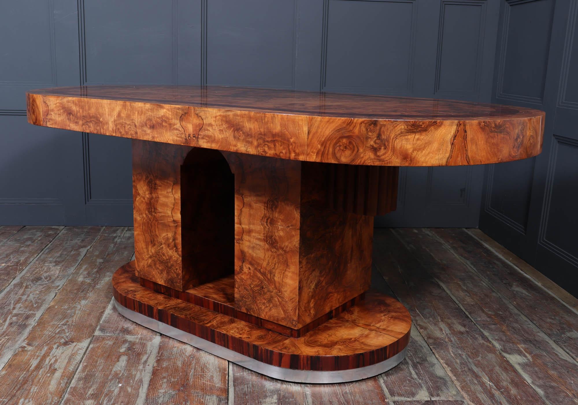 Table de salle à manger art déco italienne en vente 5