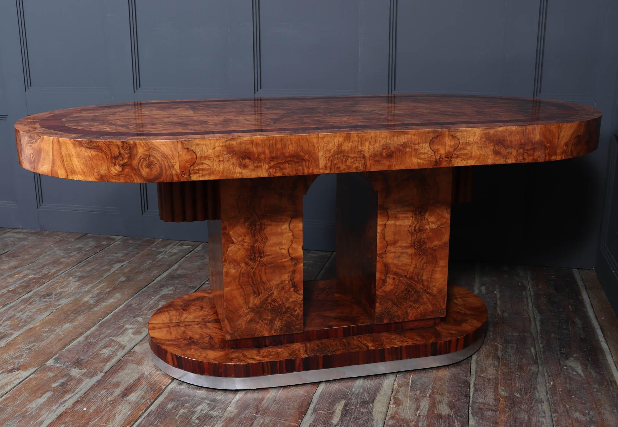 Table de salle à manger art déco italienne en vente 10
