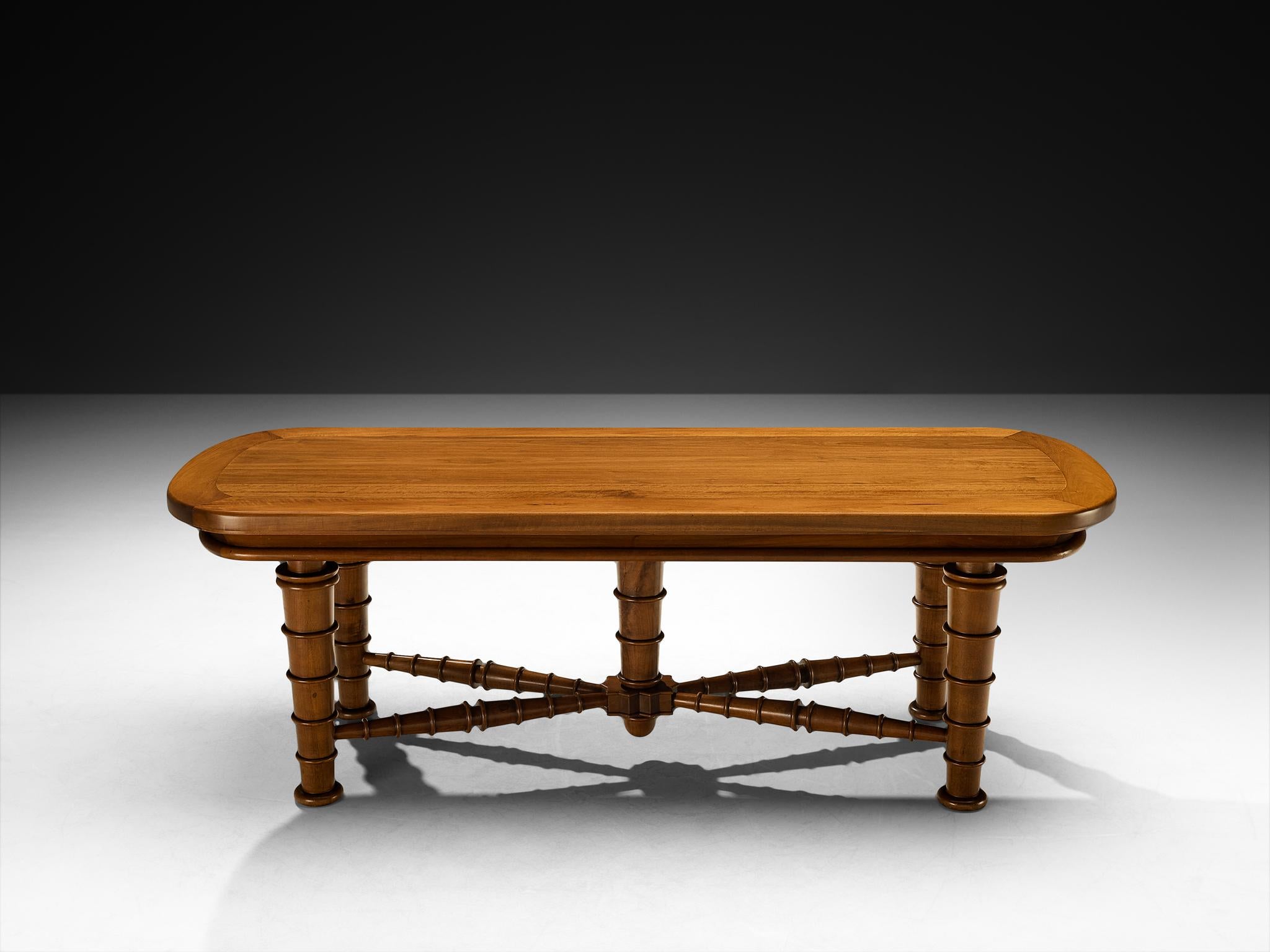 Italian Art Deco Dining Table in Walnut with Sculptural Base mediados del siglo XX en venta