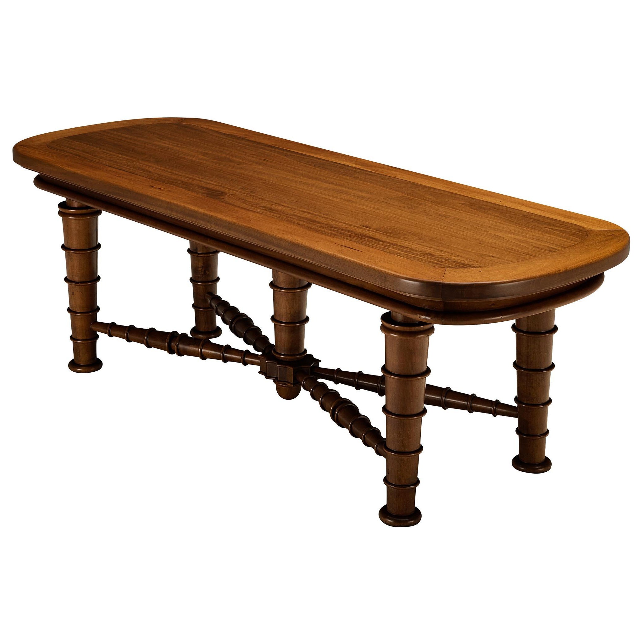 Italian Art Deco Dining Table in Walnut with Sculptural Base en venta