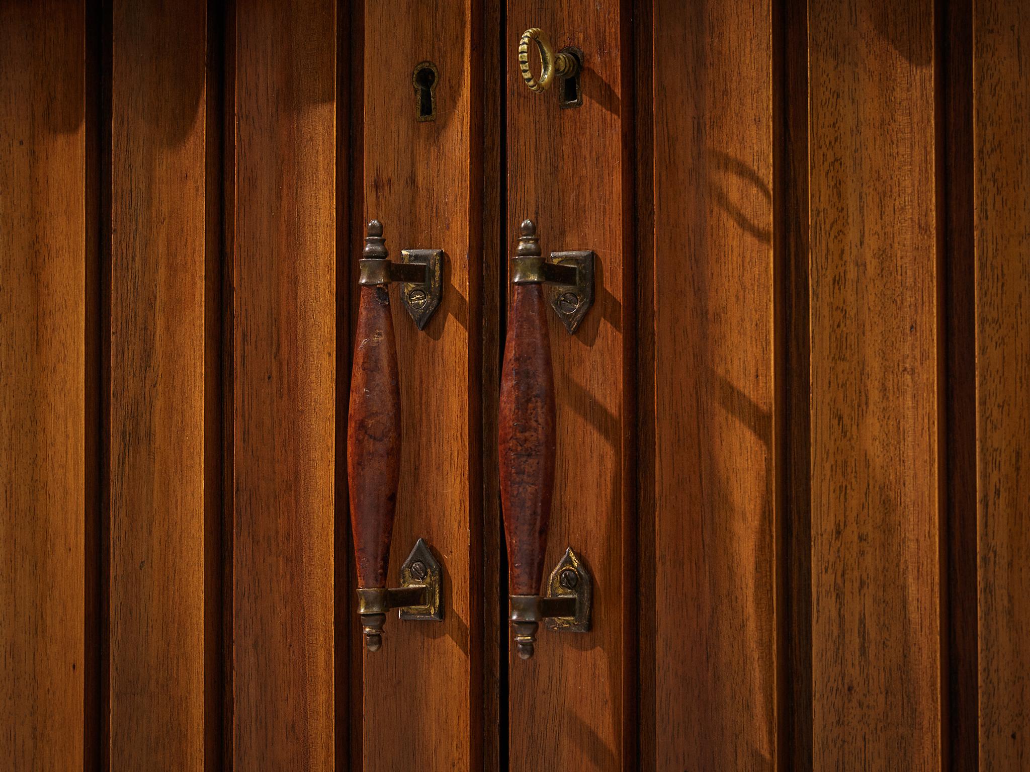 Italian Art Deco Dry Bar Cabinet in Walnut 2