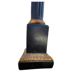 Lampada da tavolo a torre in gesso ornato in stile Art Déco italiano, ebanizzato e dorato