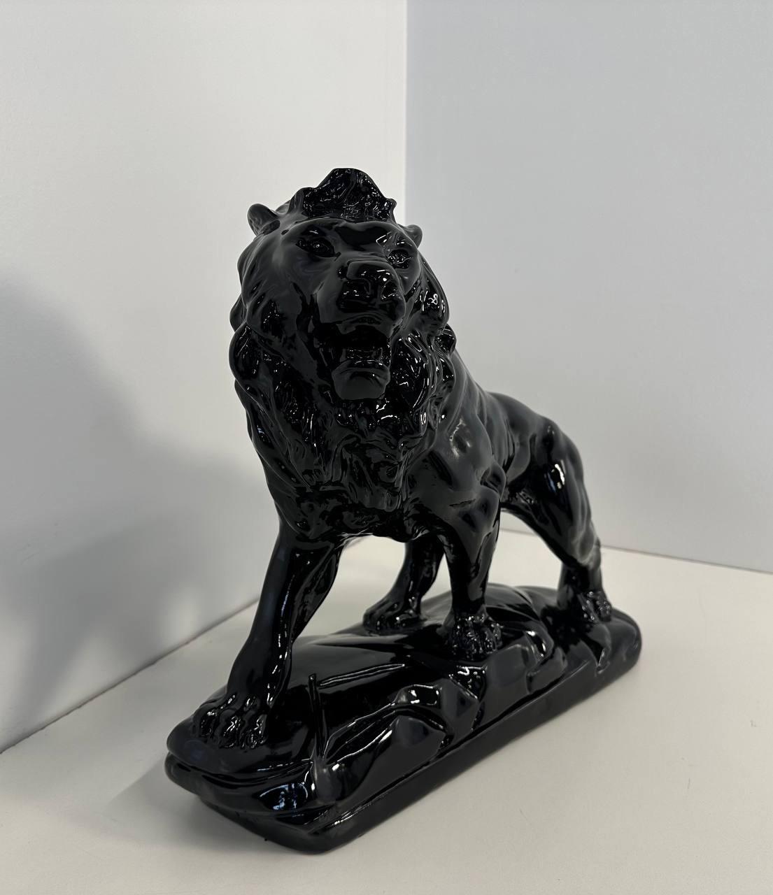 Italienischer Art-Déco-Löwe aus gebranntem Ton, schwarz poliert, 1930er Jahre im Angebot 1