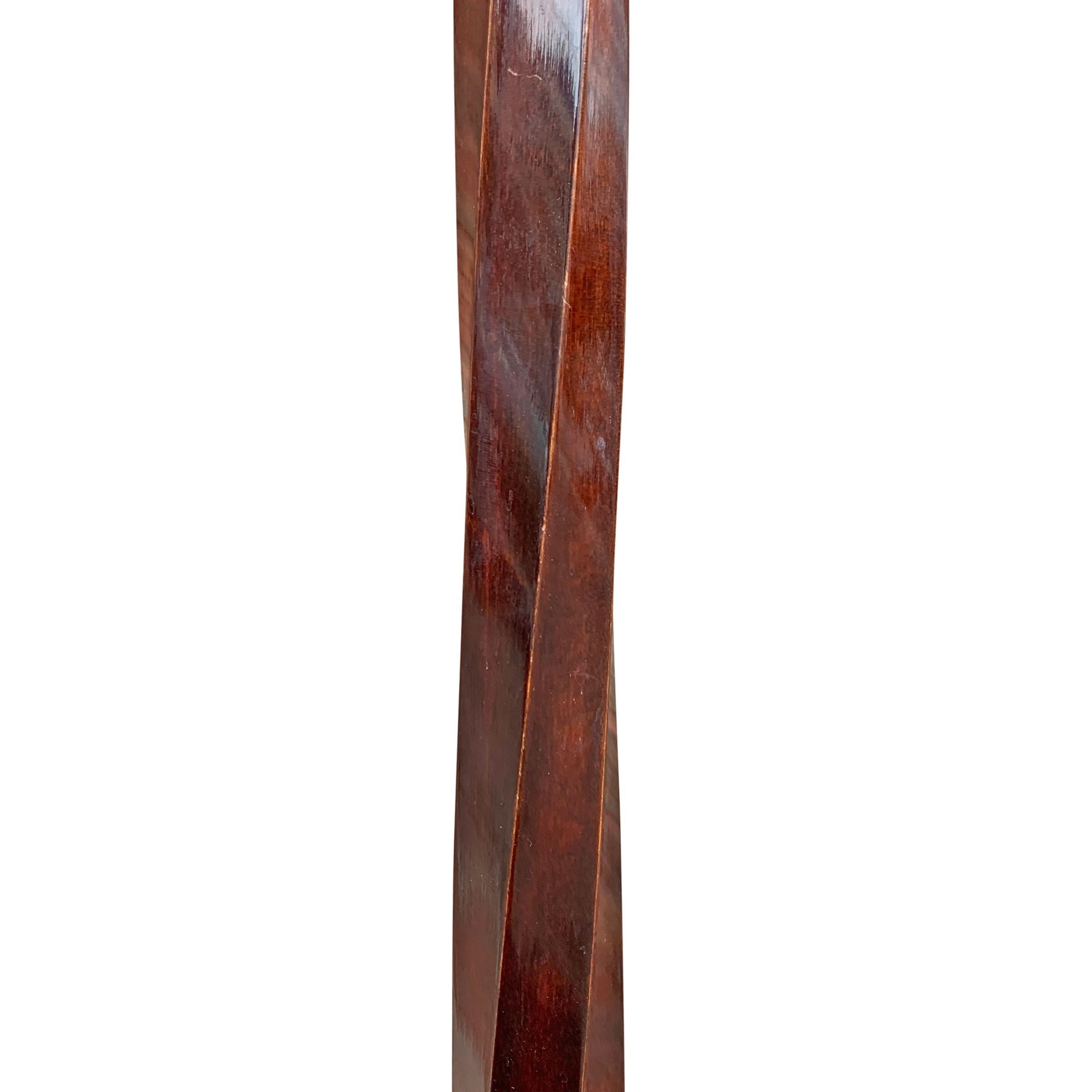 Italienische Stehlampe im Art déco-Stil (Holz) im Angebot