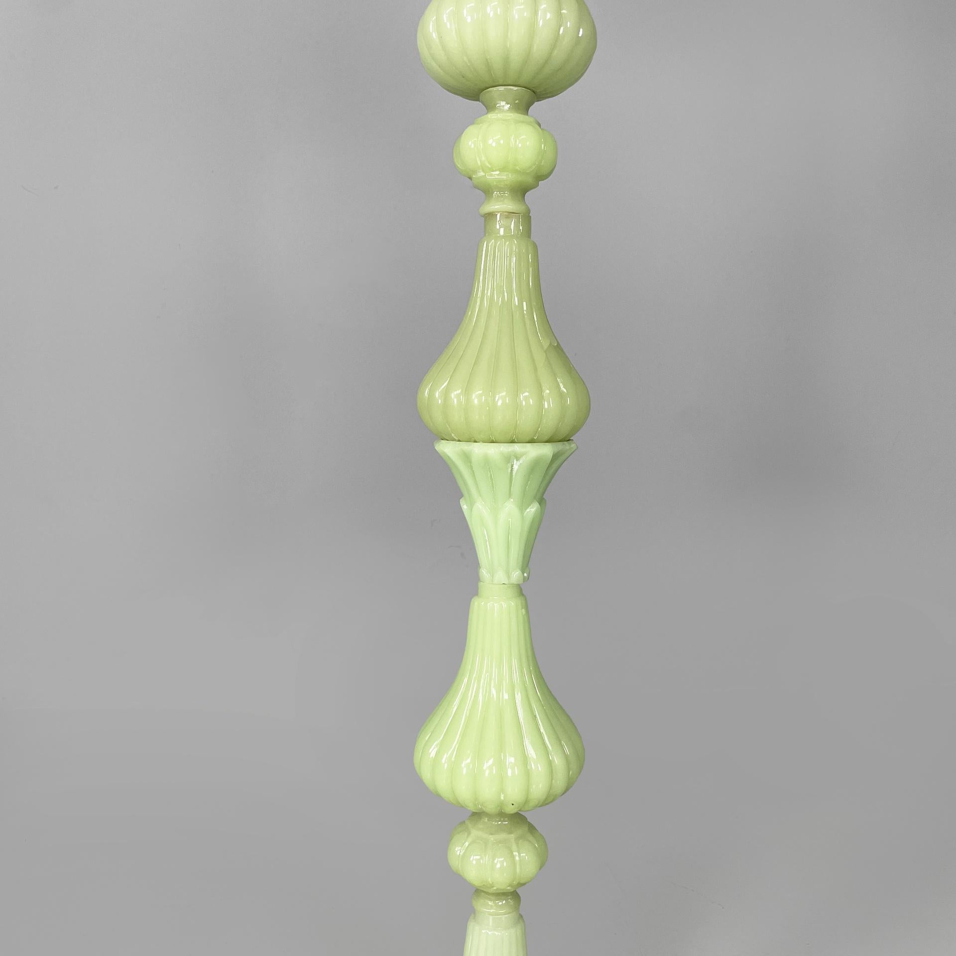 Italienische Art Deco Stehleuchte aus grünem Opalglas mit Stoffschirm, 1930er Jahre im Angebot 5