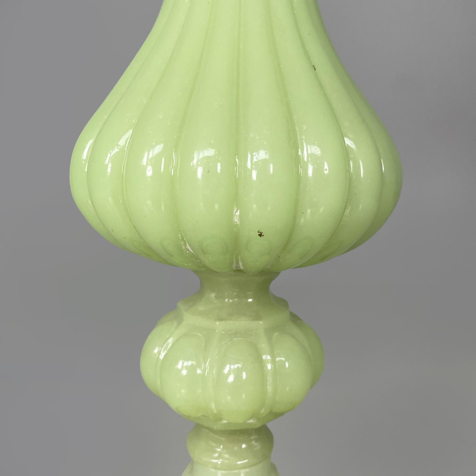 Italienische Art Deco Stehleuchte aus grünem Opalglas mit Stoffschirm, 1930er Jahre im Angebot 9