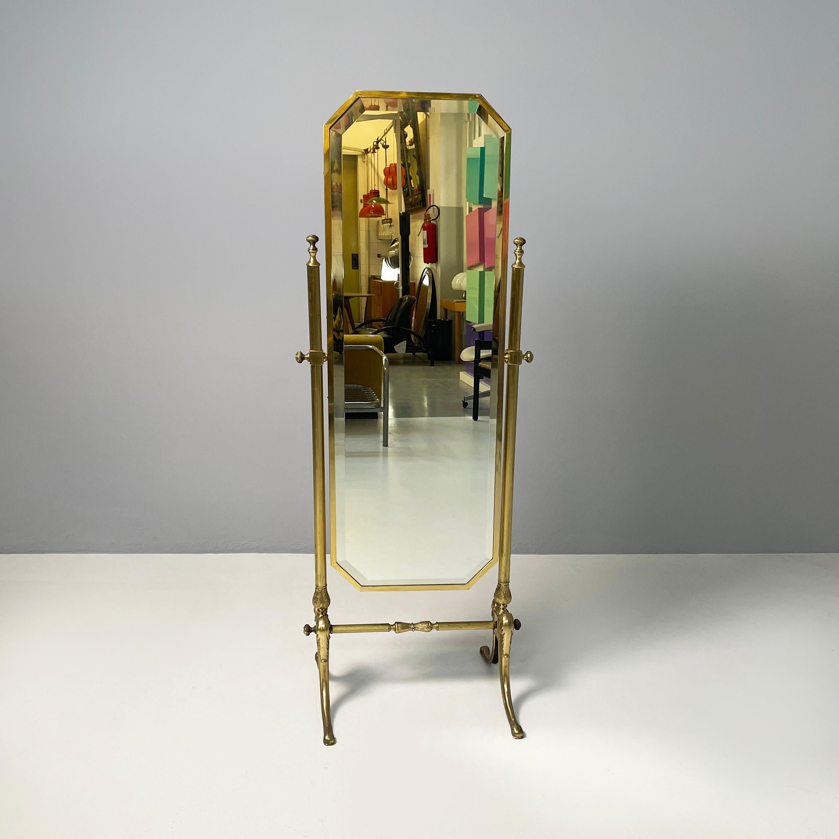 Italienischer Art Déco Bodenspiegel in voller Länge, selbsttragend und kippbar in Bass 1940er (Art déco) im Angebot