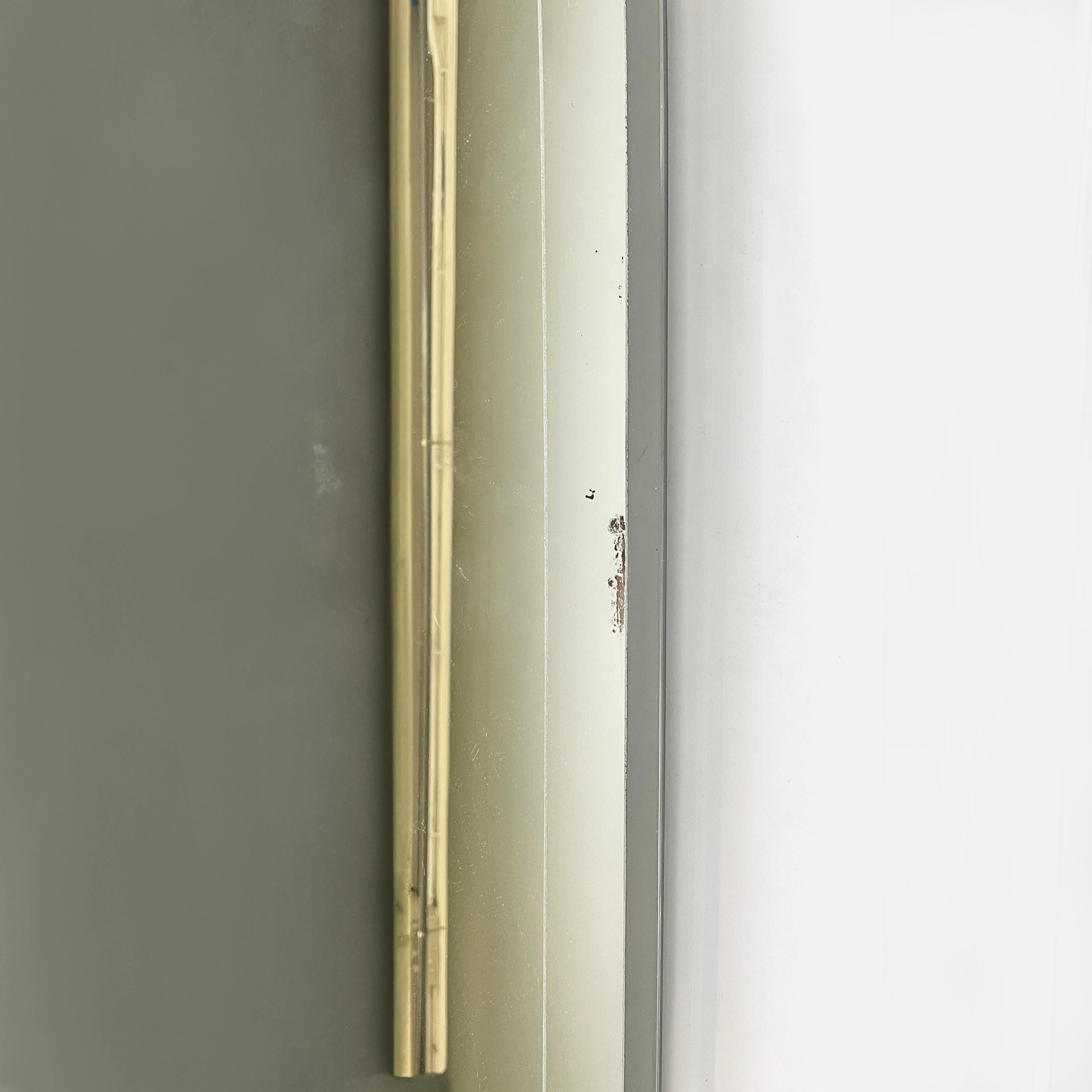 Italian art deco Full-length wall mirror with brass and glass details, 1940s For Sale 1