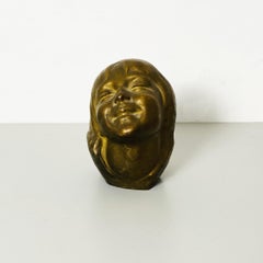 Italian Art Deco Girl Head's Bronze Sculpture with Unfinished Back, 1900s