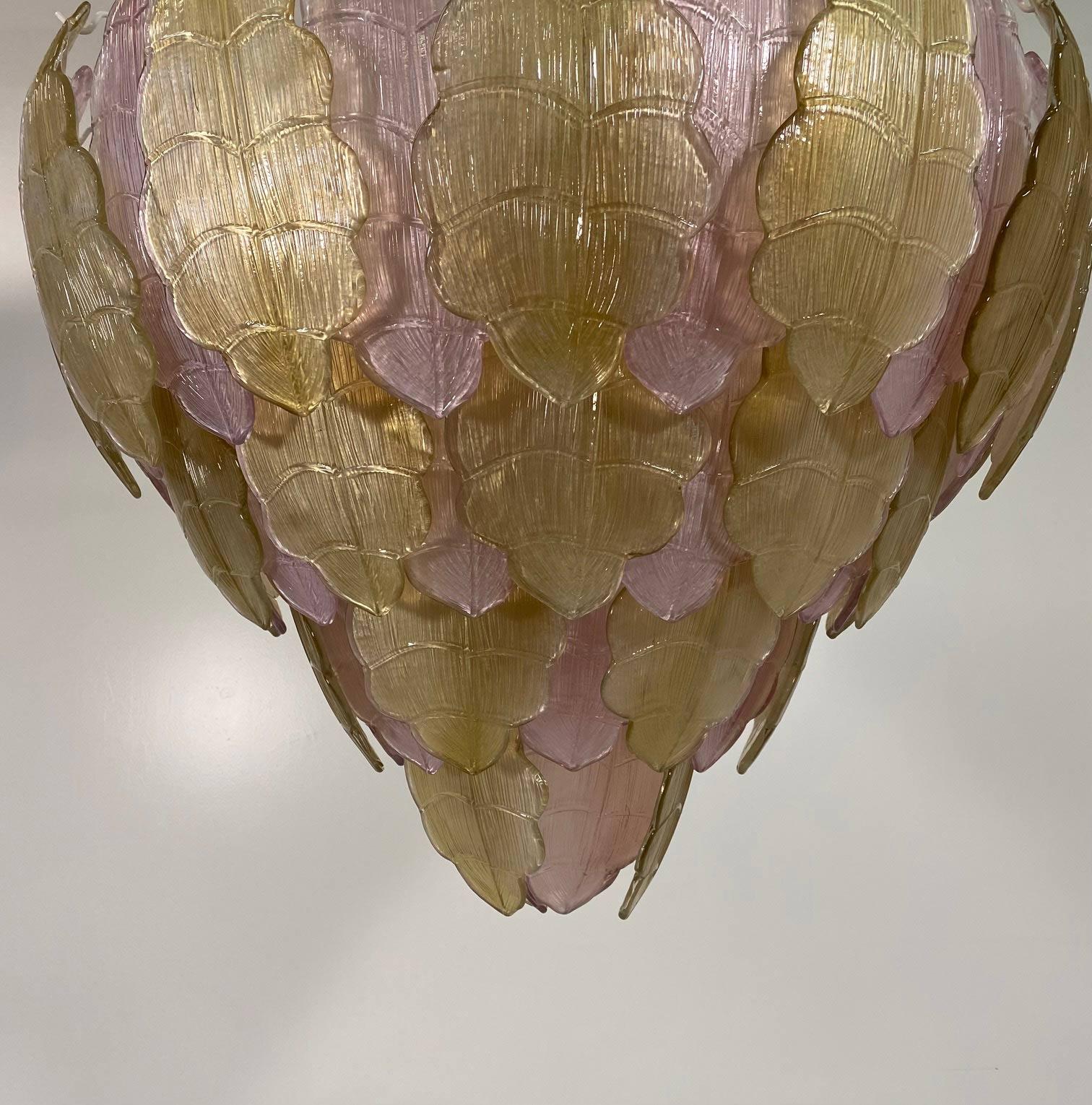 Italian Art Deco Gold and Pink Murano Glass Chandelier  For Sale 2