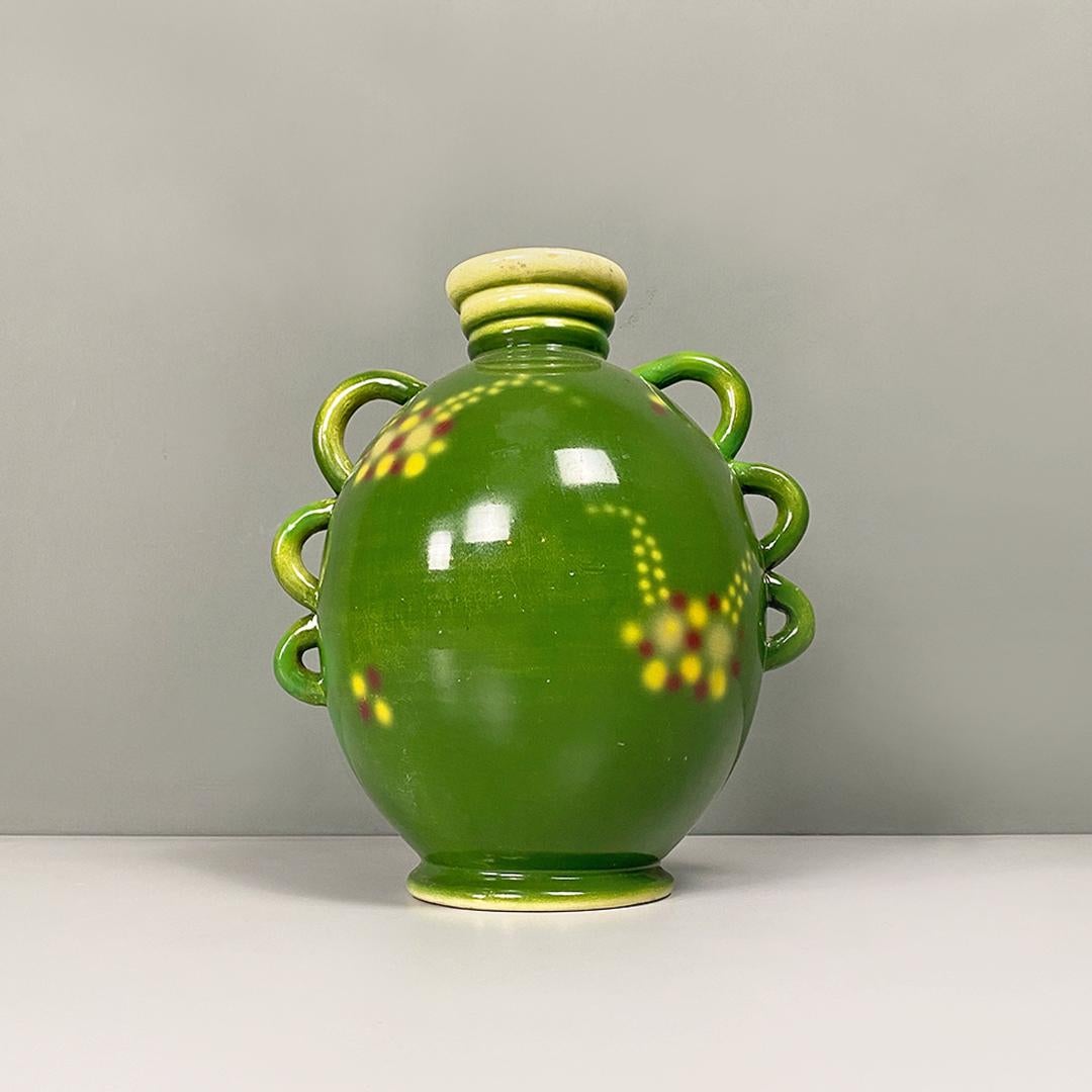 Italian Art Deco Green Ceramic Vase with a Circular Motif by Deruda, 1940 Ca. For Sale 6