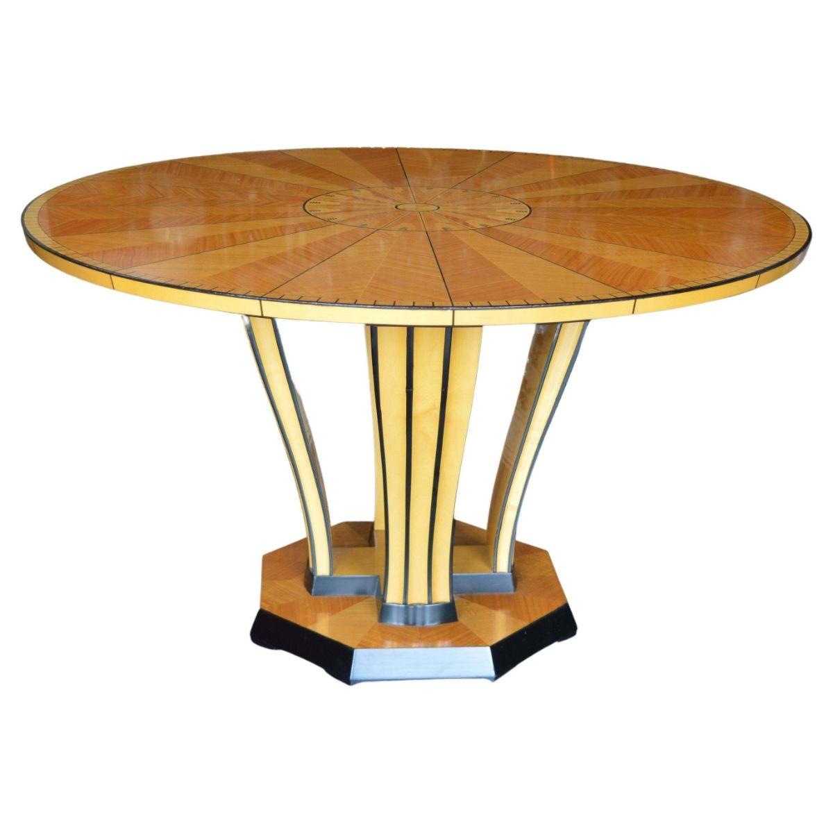 Italian Art Deco Inlaid Satinwood and Ebonized Table.