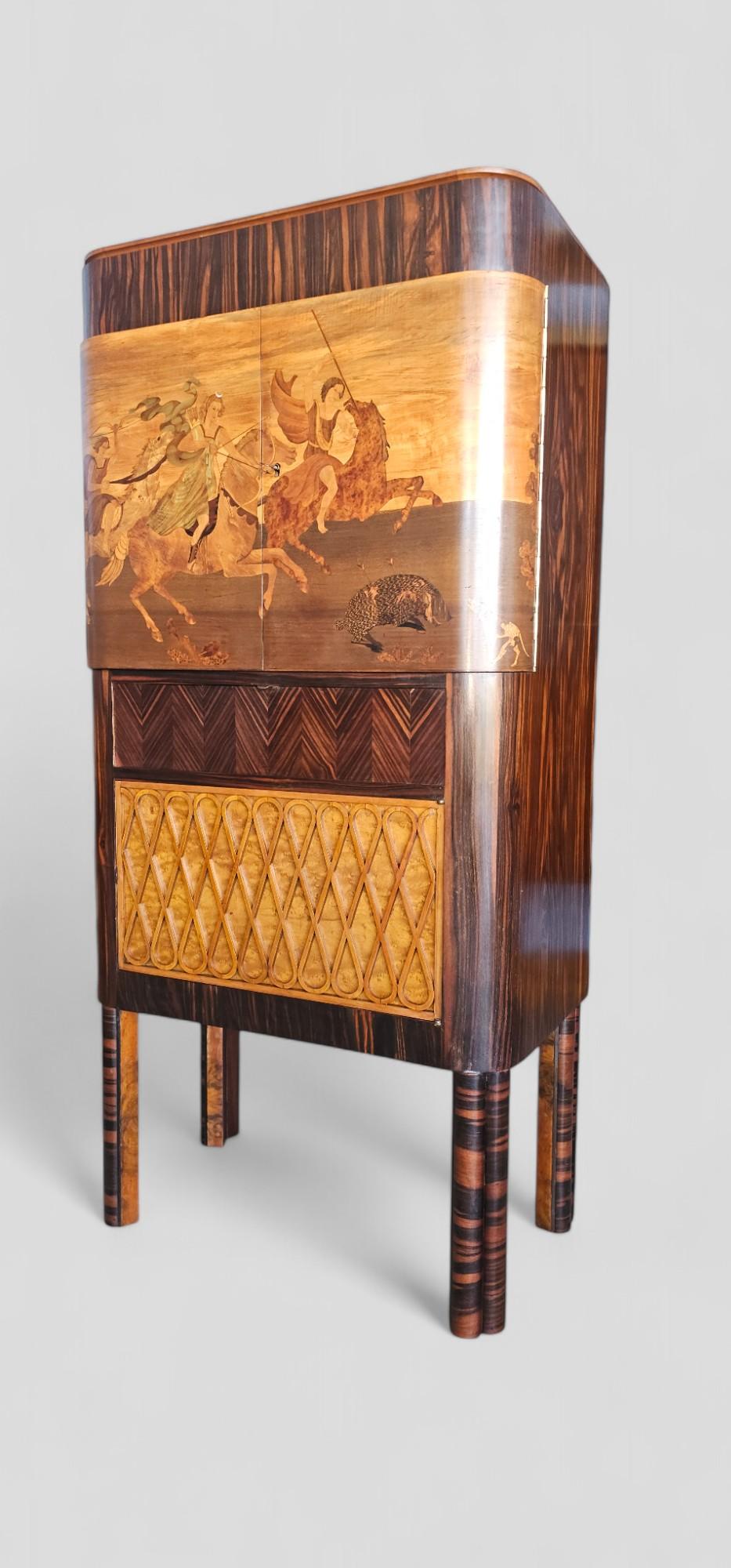 Italian Art Deco Inlayed Sidebeoard or Cabinet Bar by Sichirollo, 1930s For Sale 9