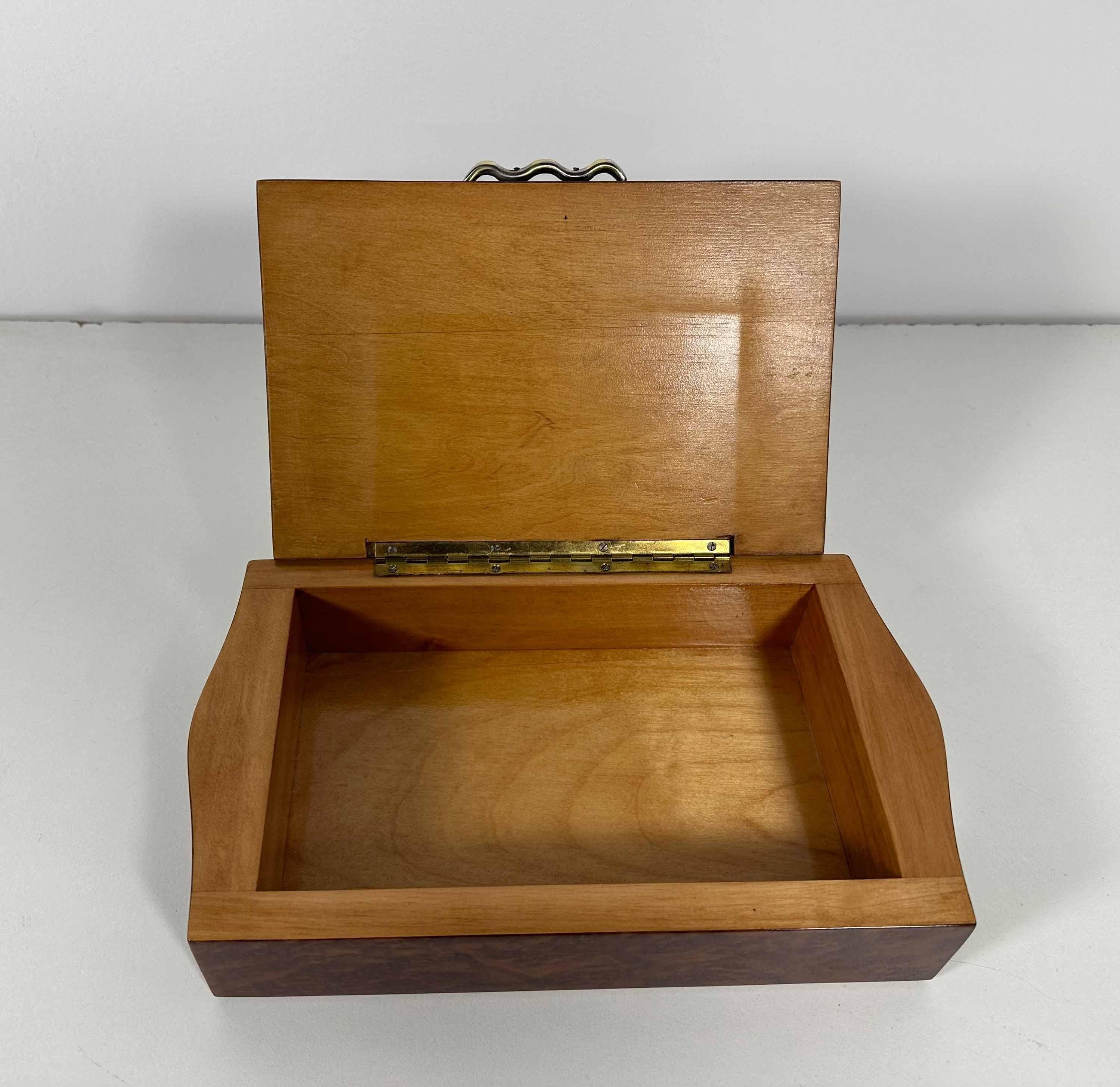 Mid-20th Century Italian Art Deco Jewelry box, 1930s For Sale