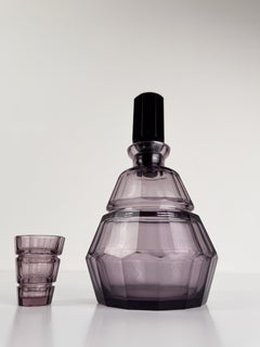 Italian Art Deco Liquor Bar Set in Violet Cut Glass / Bottle & 5 Liqueur Glasses