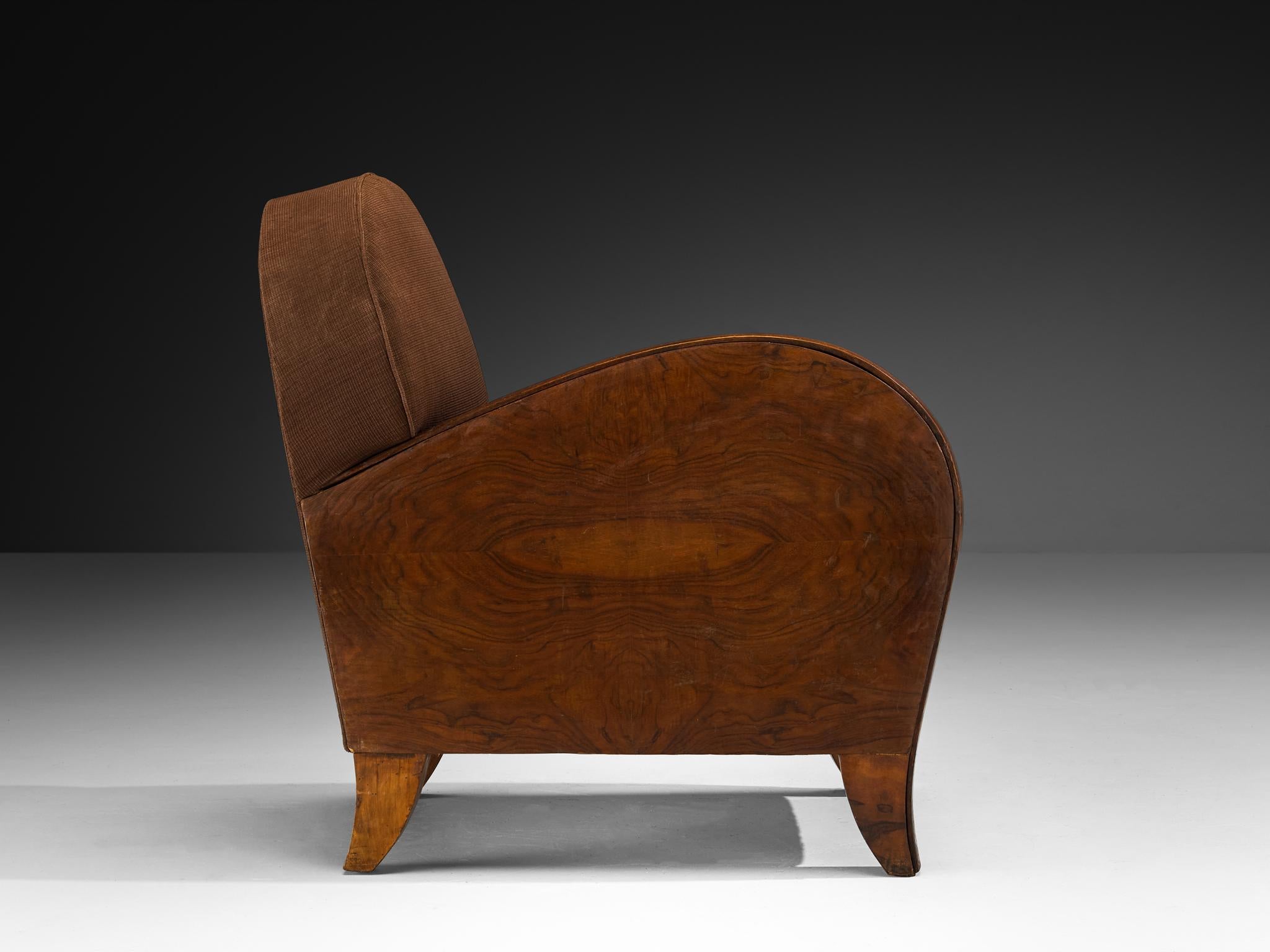 Silla de salón italiana Art Decó en nogal y tela marrón mediados del siglo XX en venta