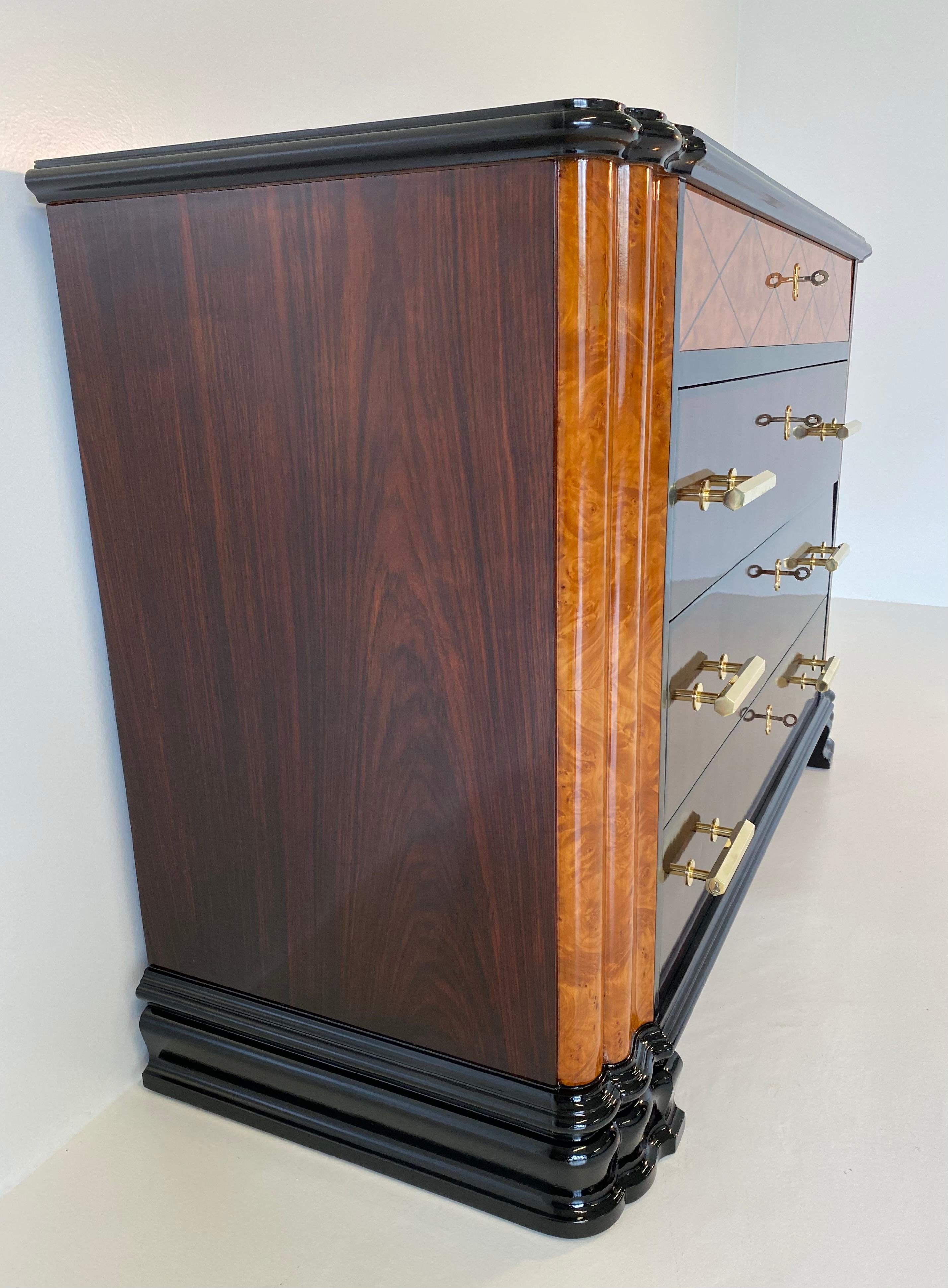 Italian Art Deco Maple and Brass Chest of Drawers, 1930s 2