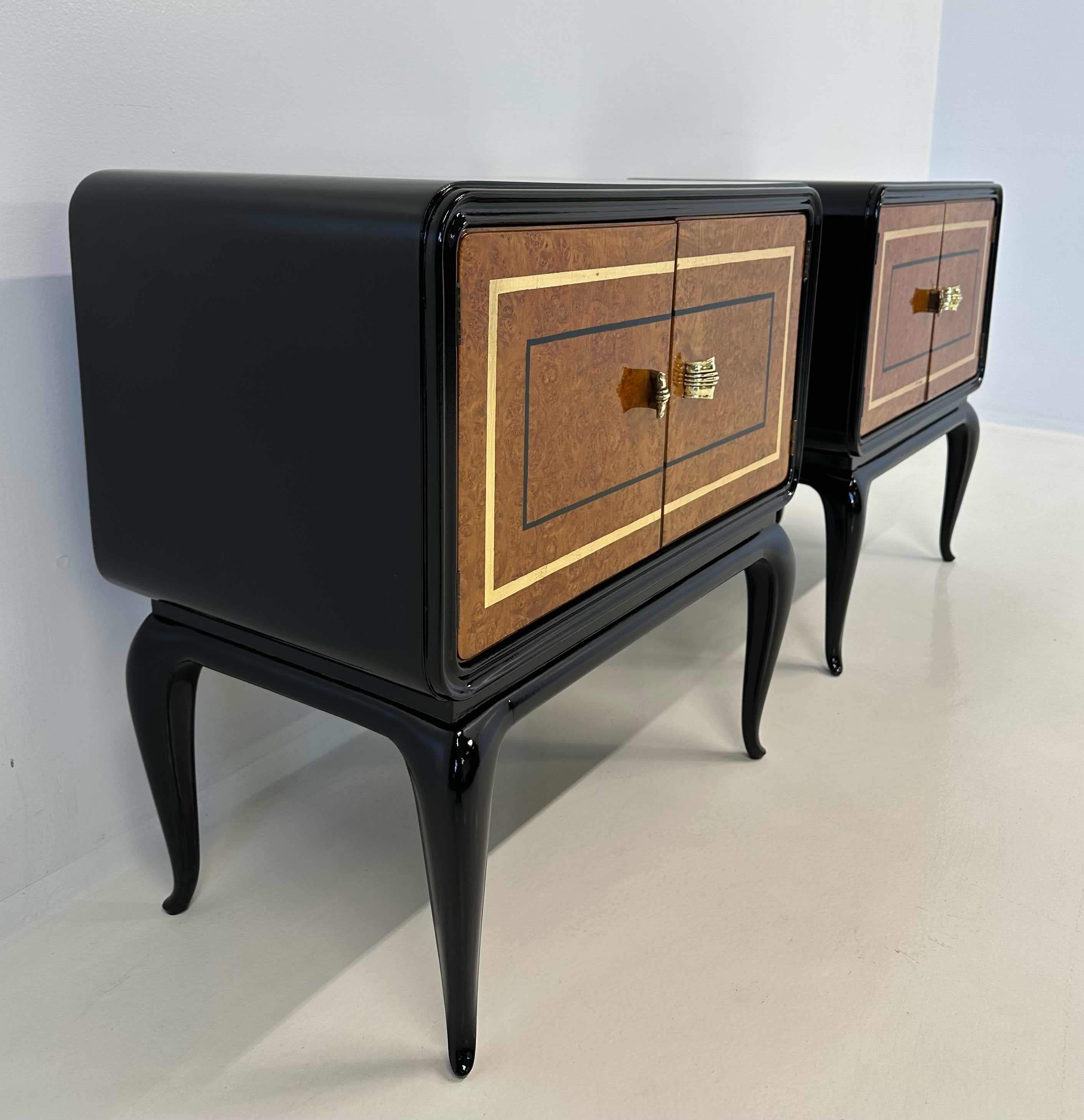 Mid-20th Century Italian Art Deco Maple Briar, Gold Leaf and Black Lacquer Nightstands, 1940s For Sale