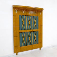 Italian Art Deco Maple Coat Rack in the Style of Paolo Buffa 1950s