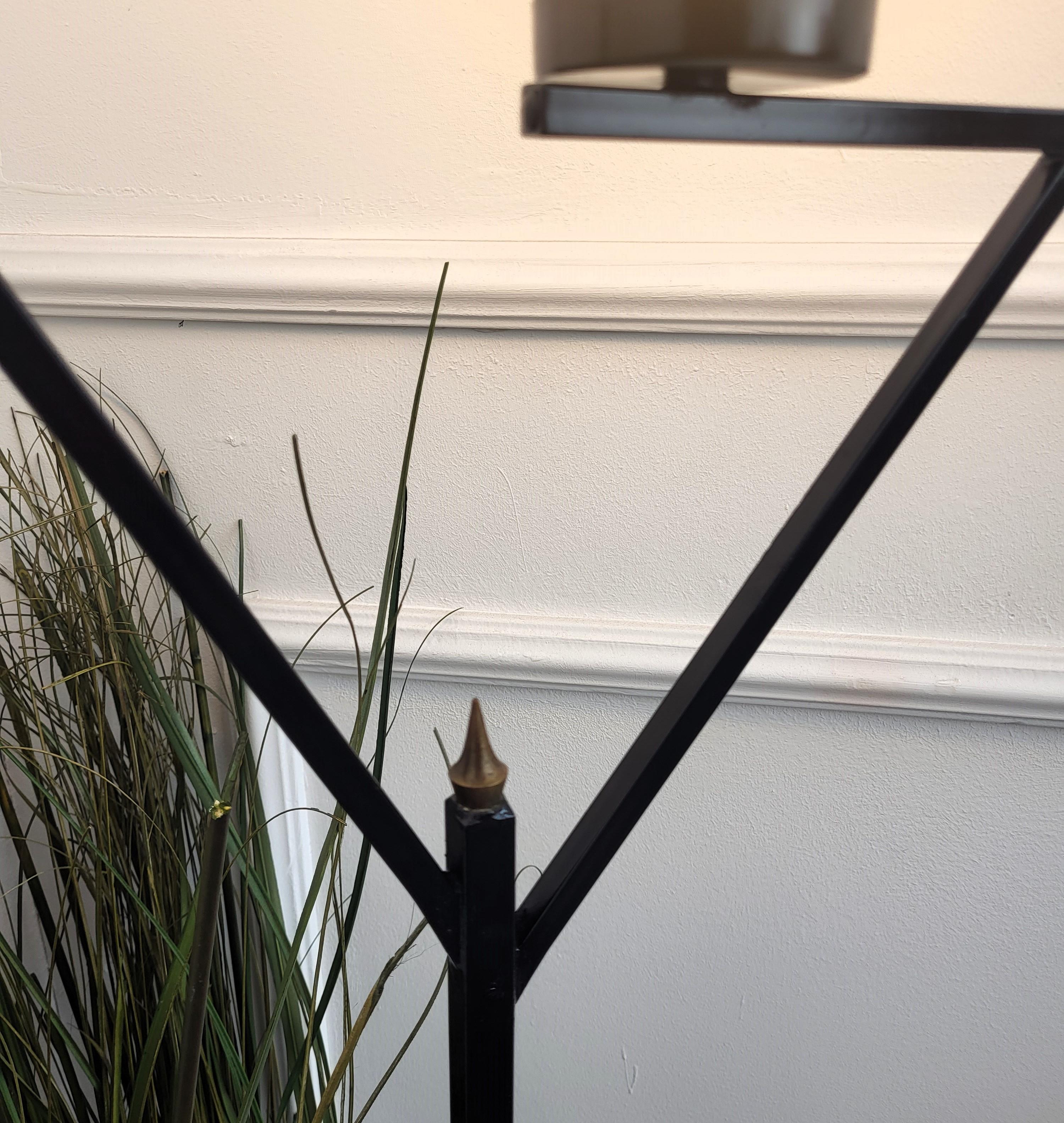 Italian Art Deco Mid-Century Black Metal Gilt Brass Opaline Glass Floor Lamp For Sale 2