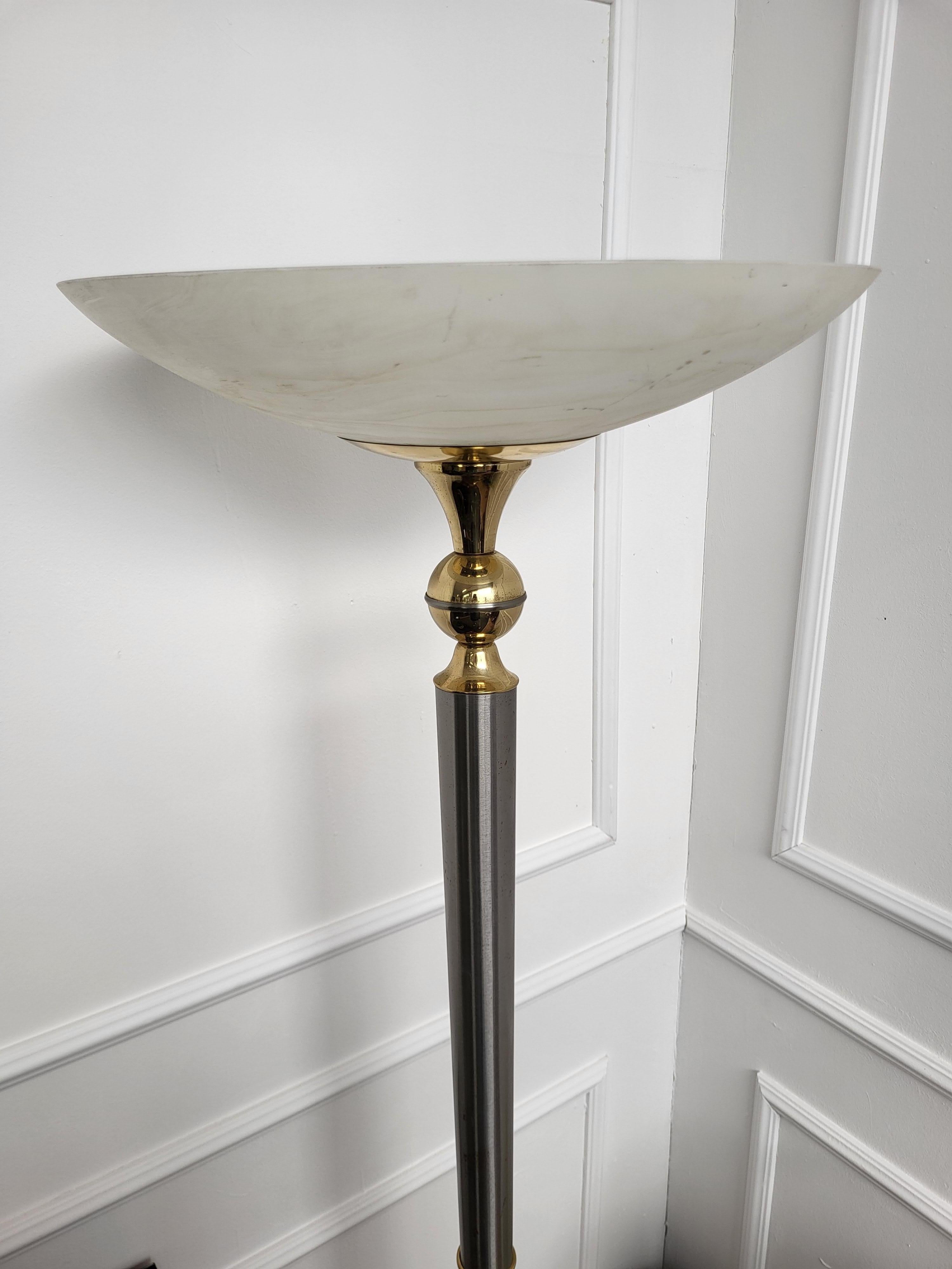20th Century Italian Art Deco Midcentury Hollywood Regency Brass Glass Floor Lamp For Sale