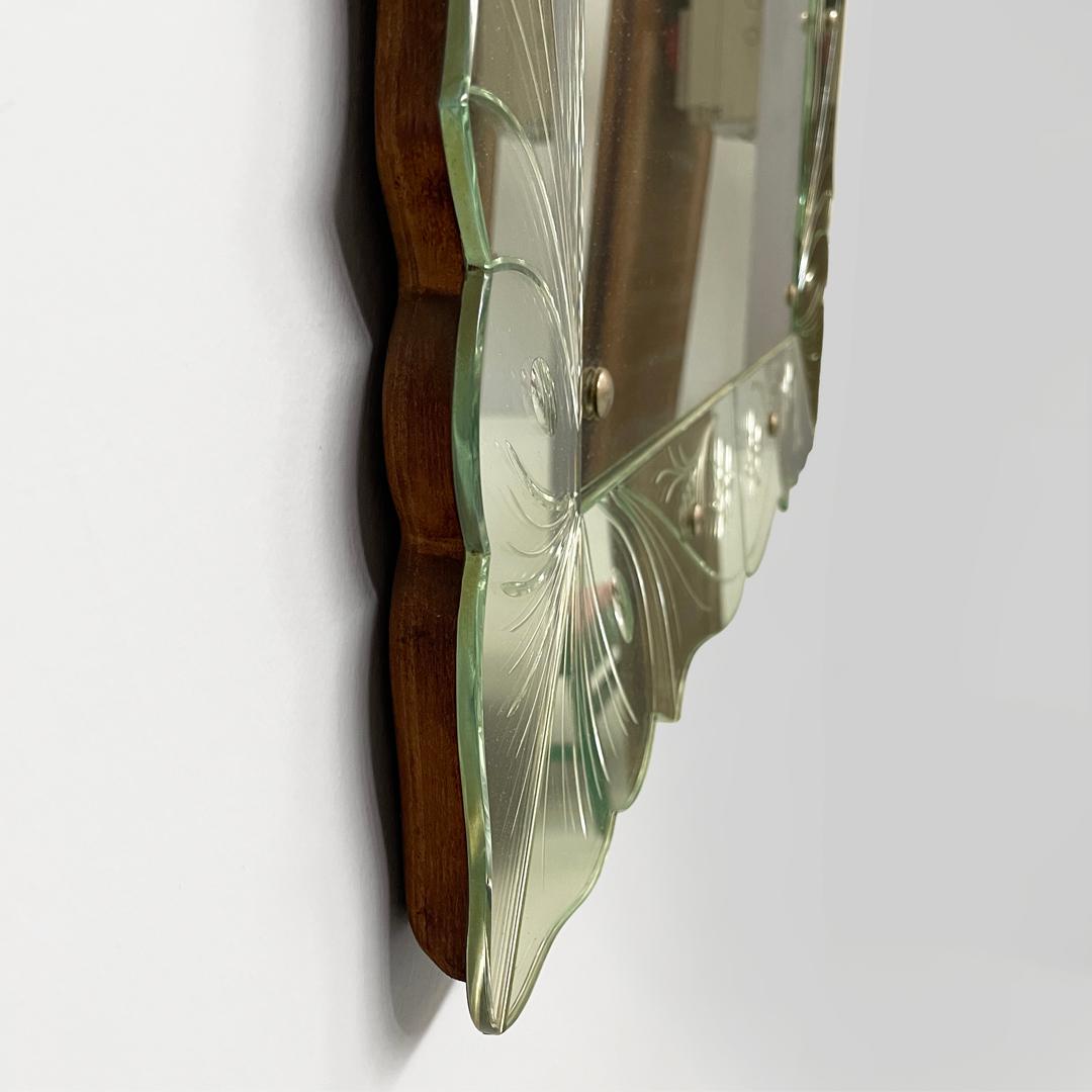 Italian Art Deco mirror by Luigi Brusotti for La Permanente Mobili, 1940s For Sale 2
