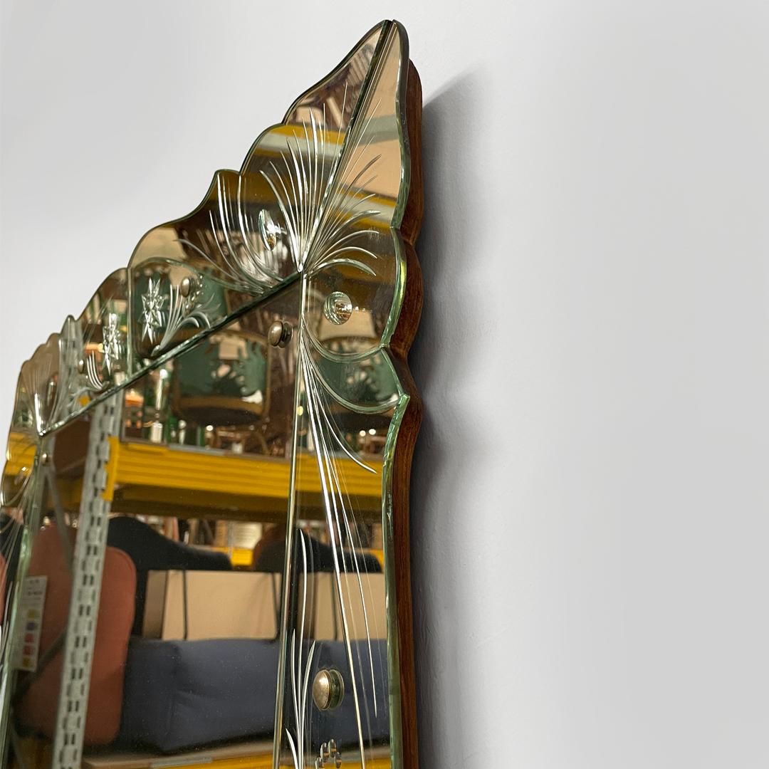 Italian Art Deco mirror by Luigi Brusotti for La Permanente Mobili, 1940s For Sale 1