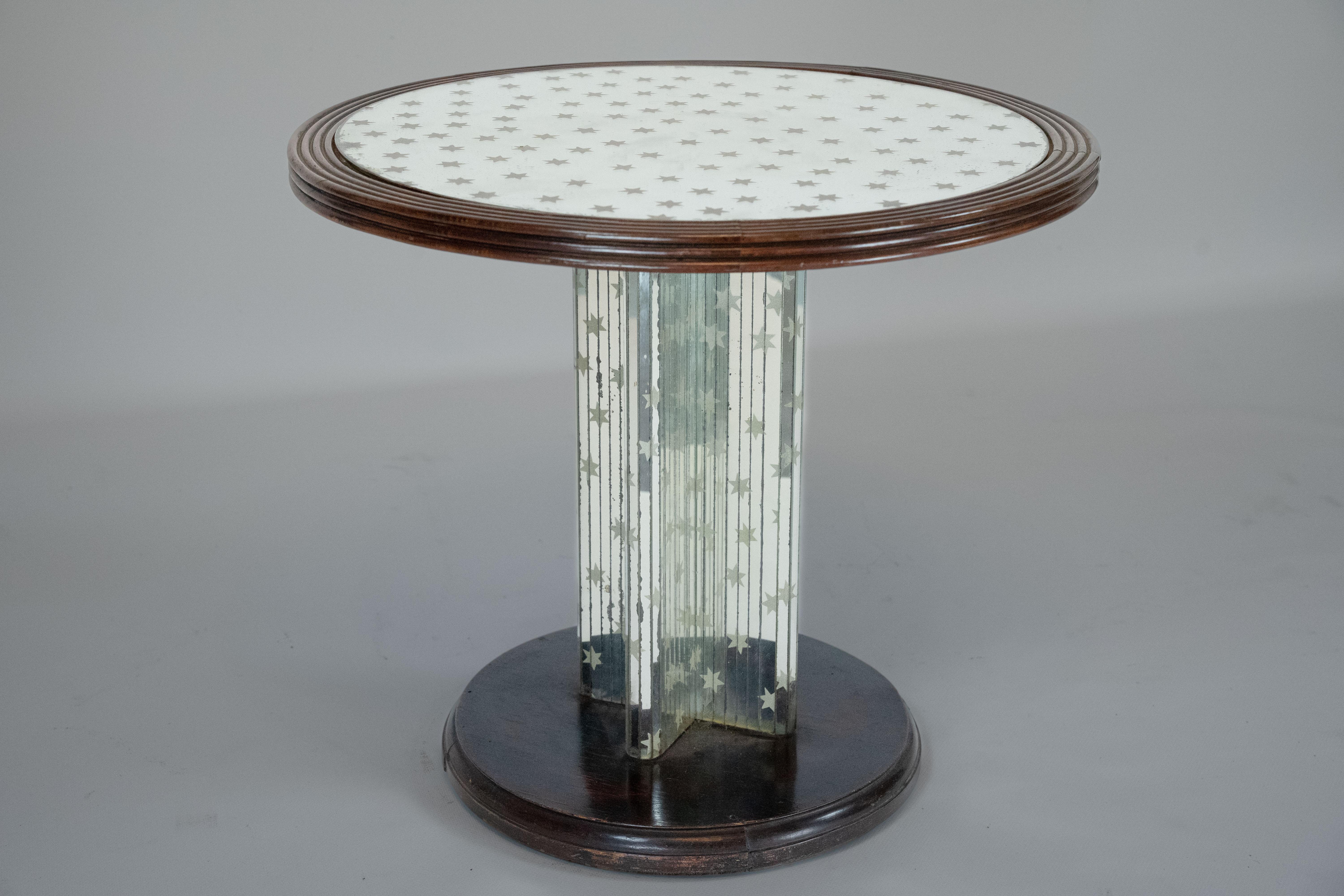 20ième siècle Table d'appoint italienne Art Deco Mirror des années 1930 en vente