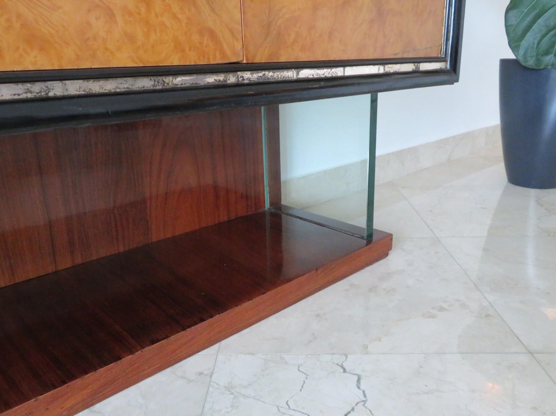 Italian Art Deco Modern Credenza Cabinet with Fontana Arte Handles and Supports 2