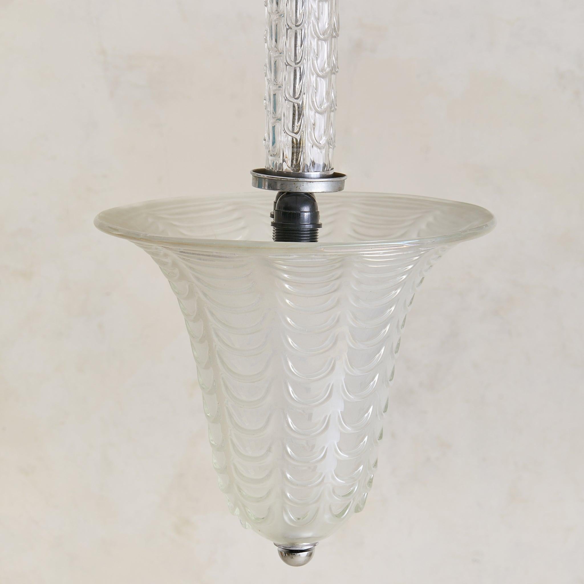 Italiano Italian Art Deco Murano Glass Bell Pendant Attributed to Barovier & Toso, 1950s in vendita