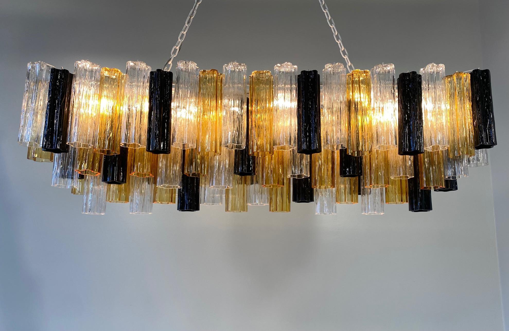 Italian Art Deco Murano Glass Chandelier in the Style of Venini For Sale 1