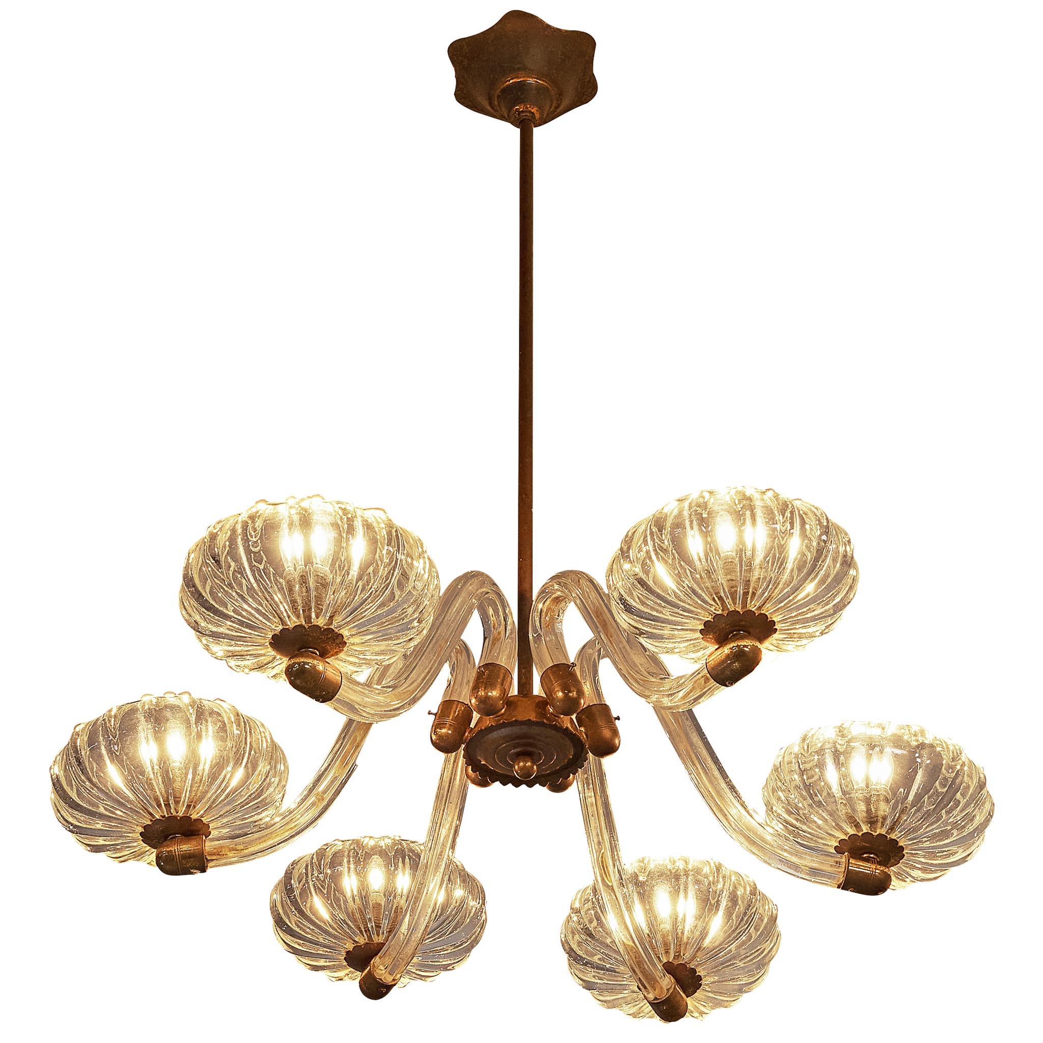 What is chandelier lighting?