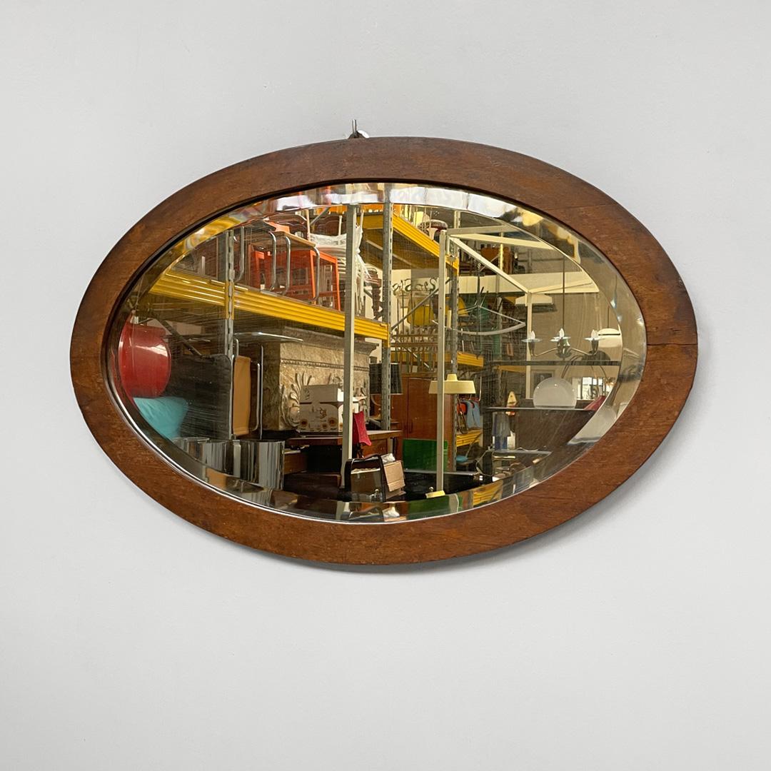 Miroir mural ovale Art déco italien en bois, années 1940 Bon état - En vente à MIlano, IT