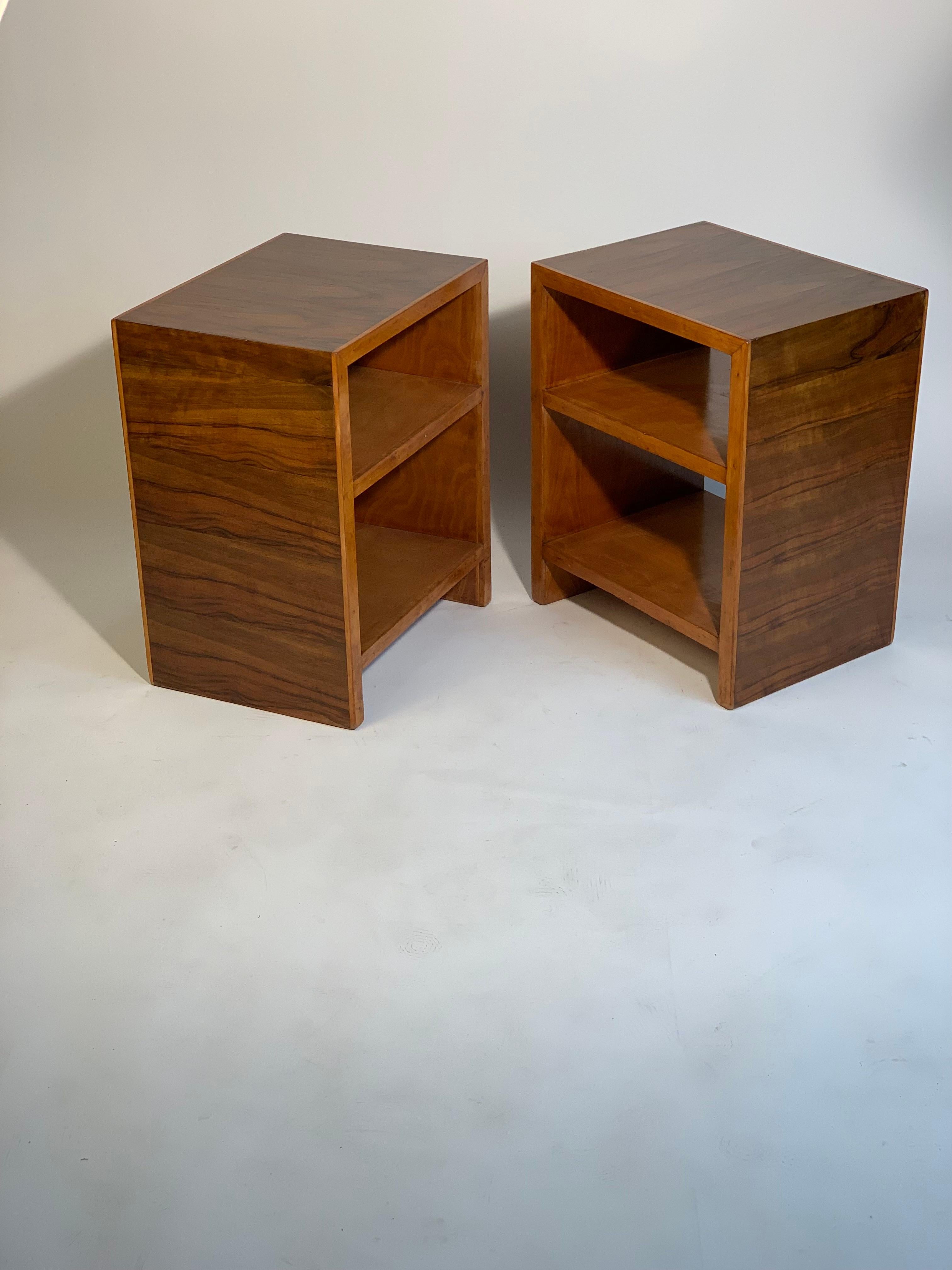 Italian Art Deco Pair Of Double Shelve Side Table Or Bed Tables In Good Condition In Firenze, Toscana
