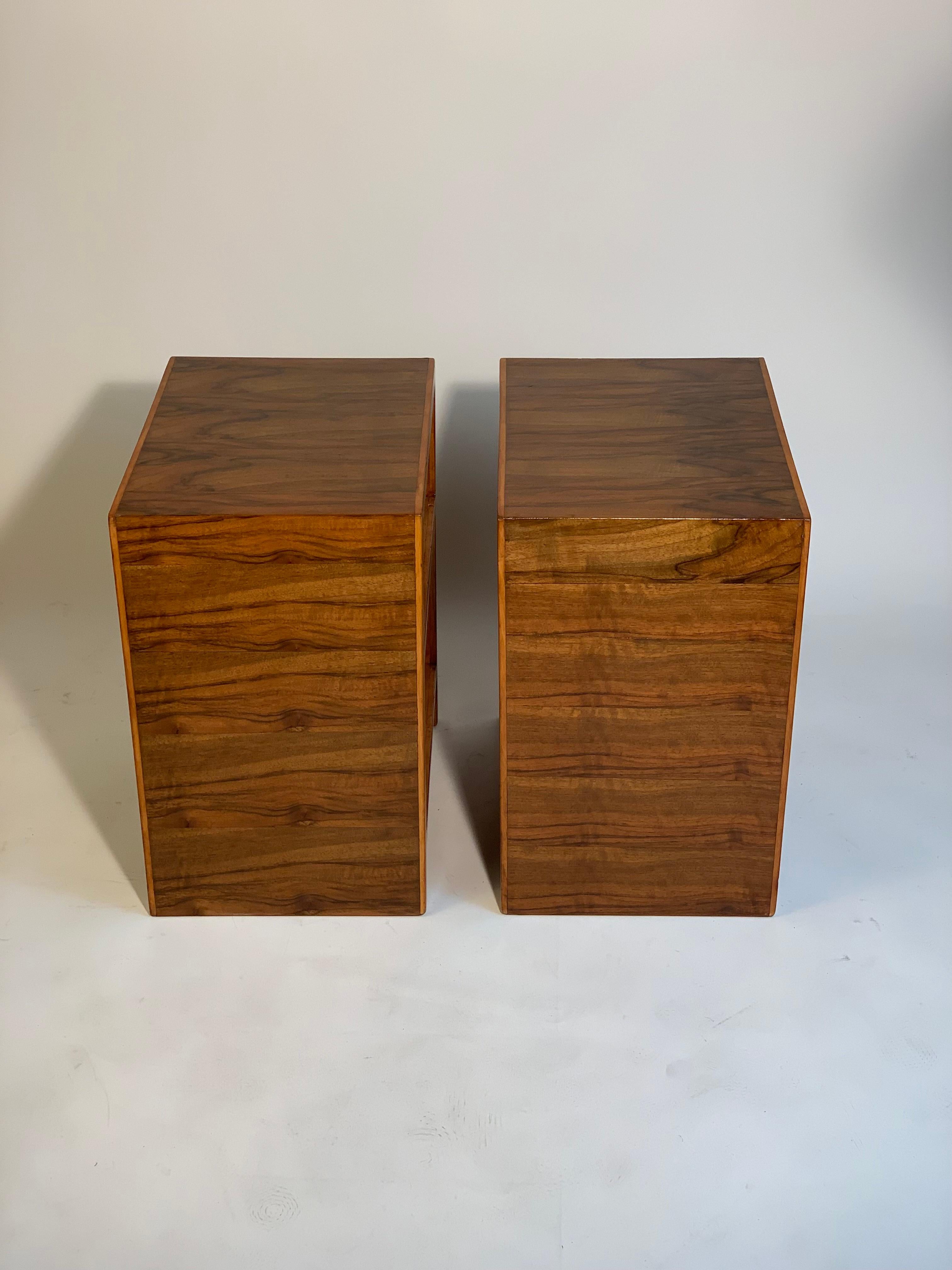 Italian Art Deco Pair Of Double Shelve Side Table Or Bed Tables 2