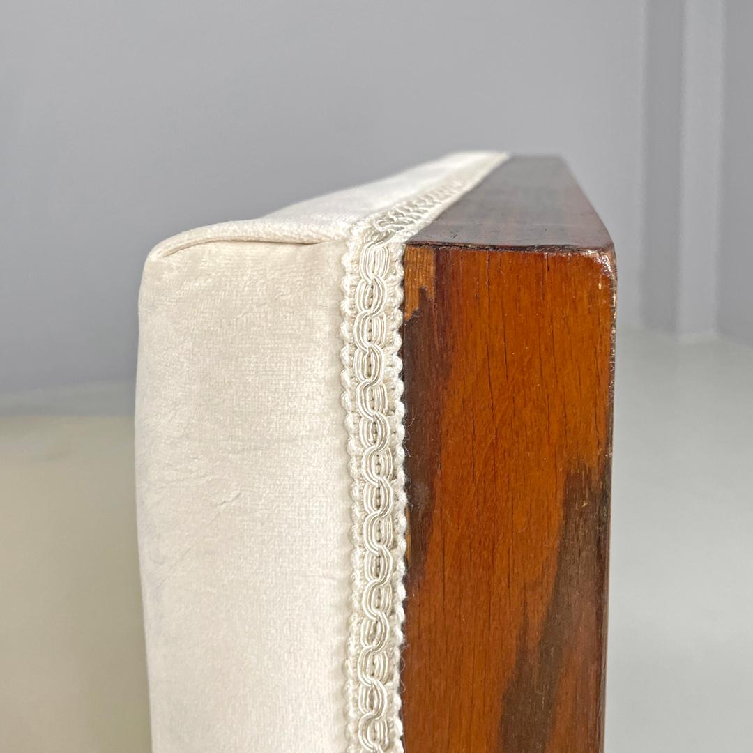 Paire de poufs Art Déco italiens en bois et velours crème, années 1930 en vente 6