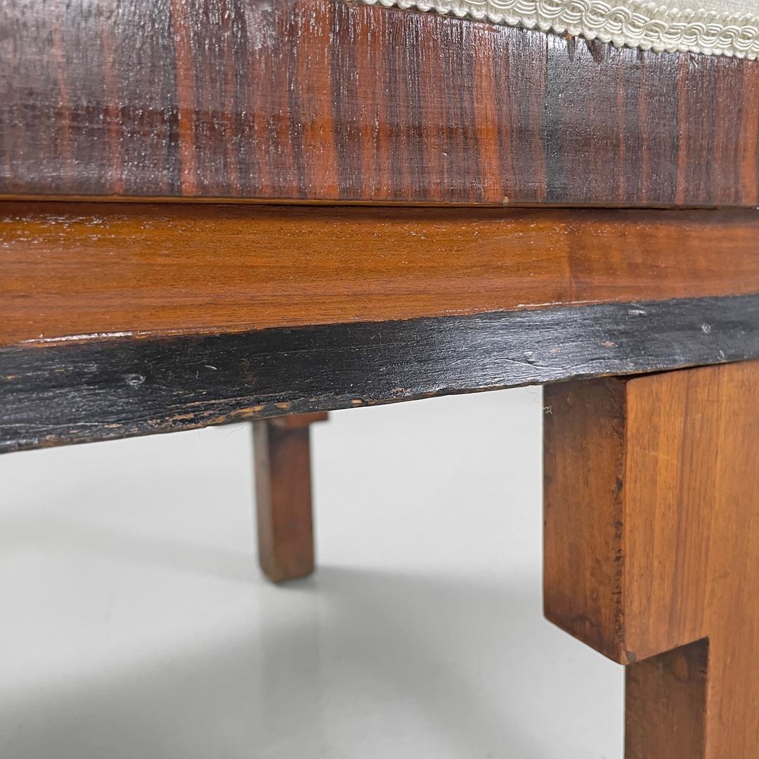 Paire de poufs Art Déco italiens en bois et velours crème, années 1930 en vente 10