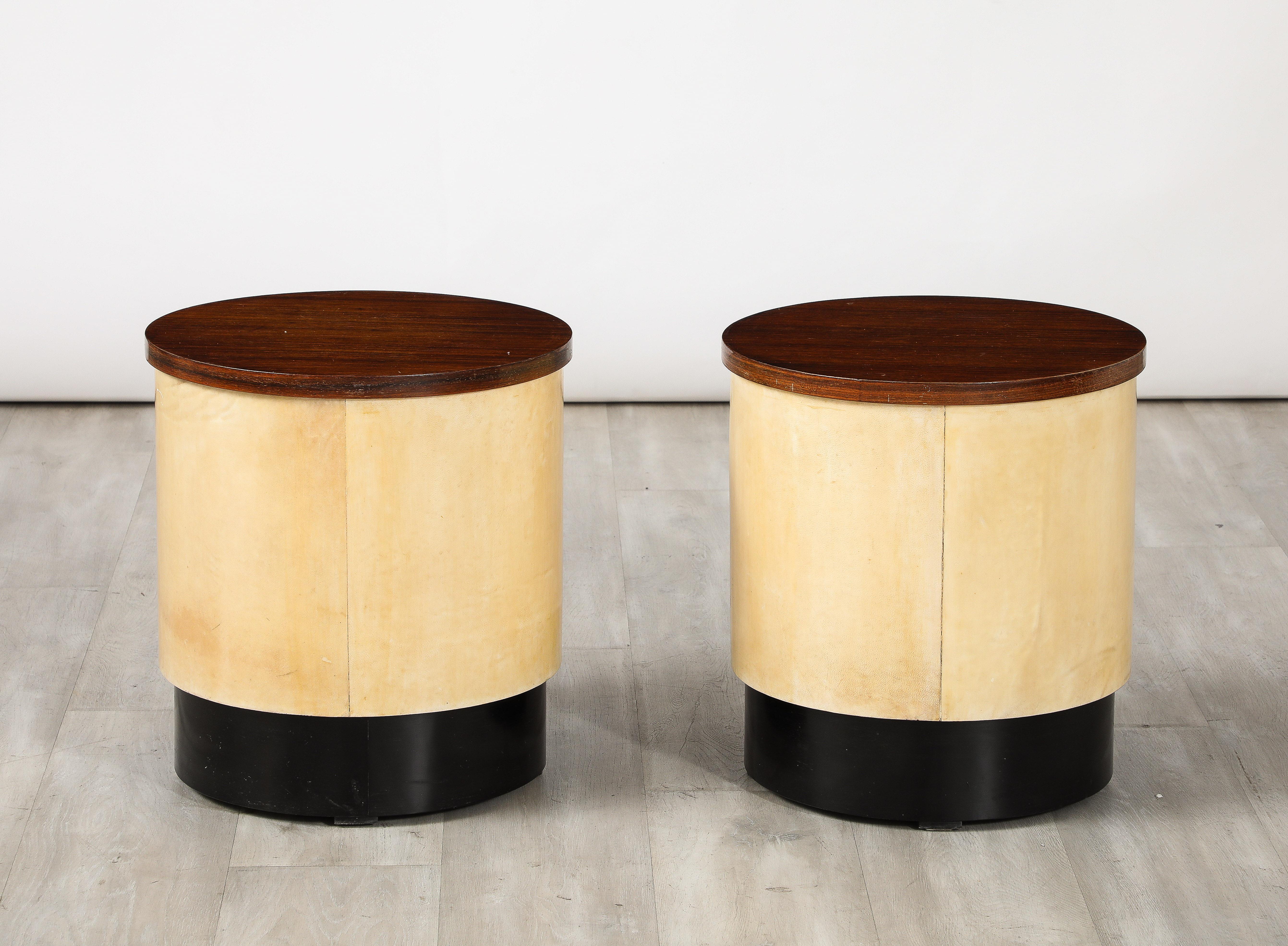 Italian Art Deco Pair of Vellum and Wood Stools, Italy, circa 1940  In Good Condition For Sale In New York, NY
