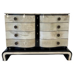 Commode italienne Art Déco en parchemin et laque noire Borsani, années 1930