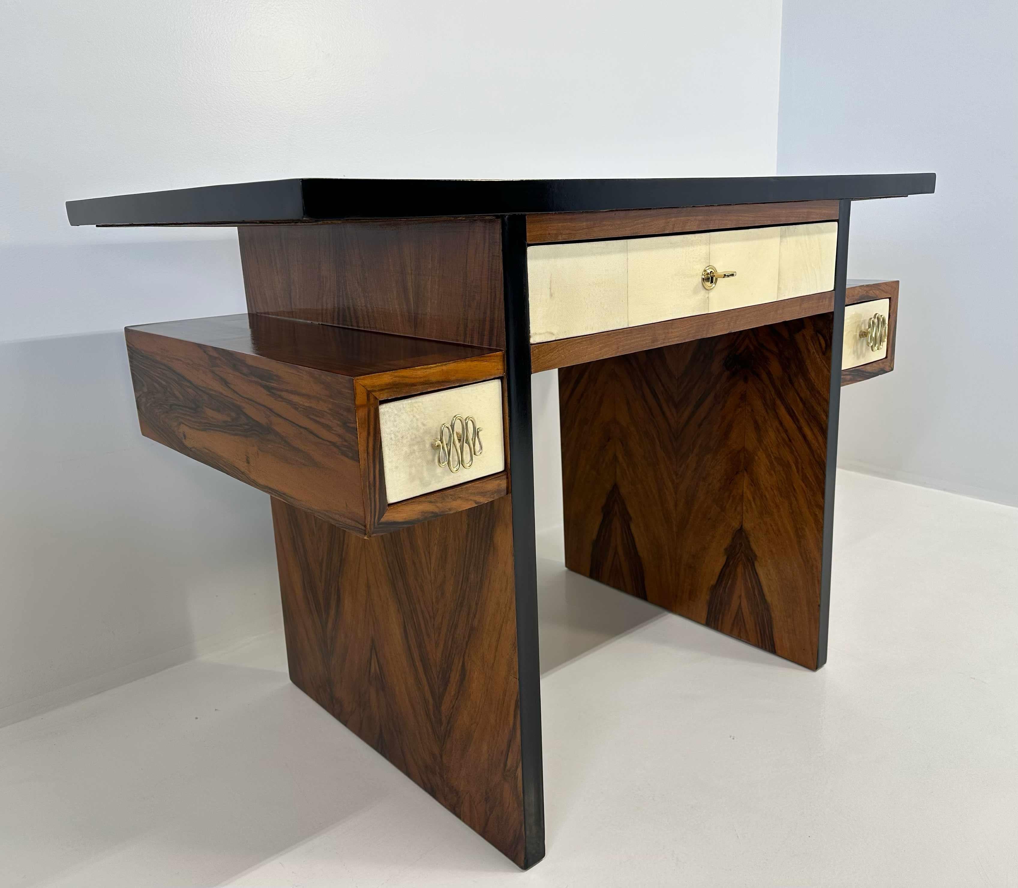 Italian Art Deco Parchment and Walnut Root Desk, 1940s 1