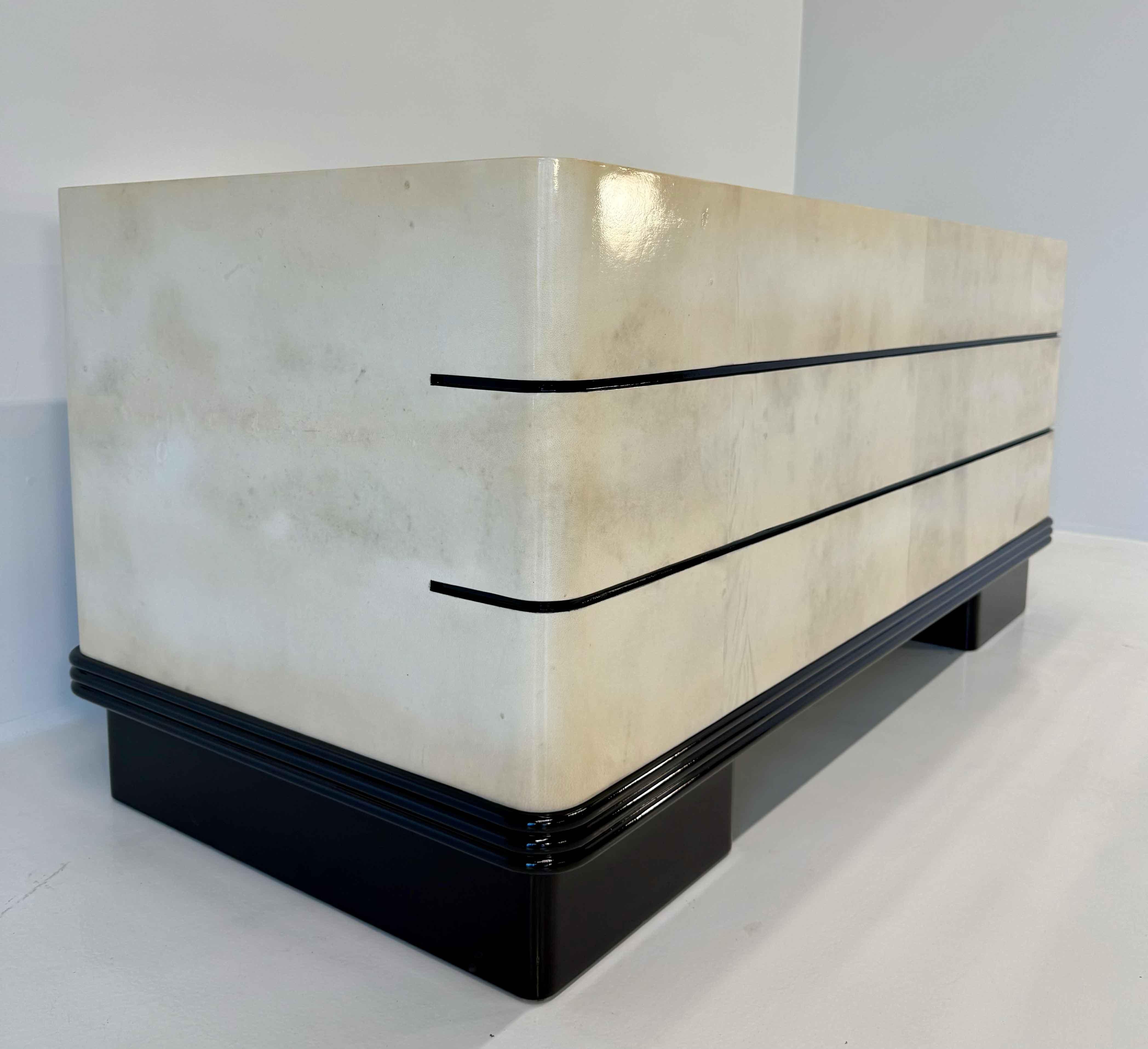 Bureau à parchemin Art déco italien attribué à Osvaldo Borsani, années 1940 en vente 8