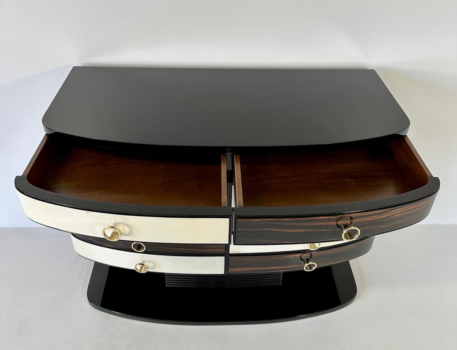 Italian Art Deco Parchment, Macassar and Black Lacquer Chest of Drawers, 1950s 5