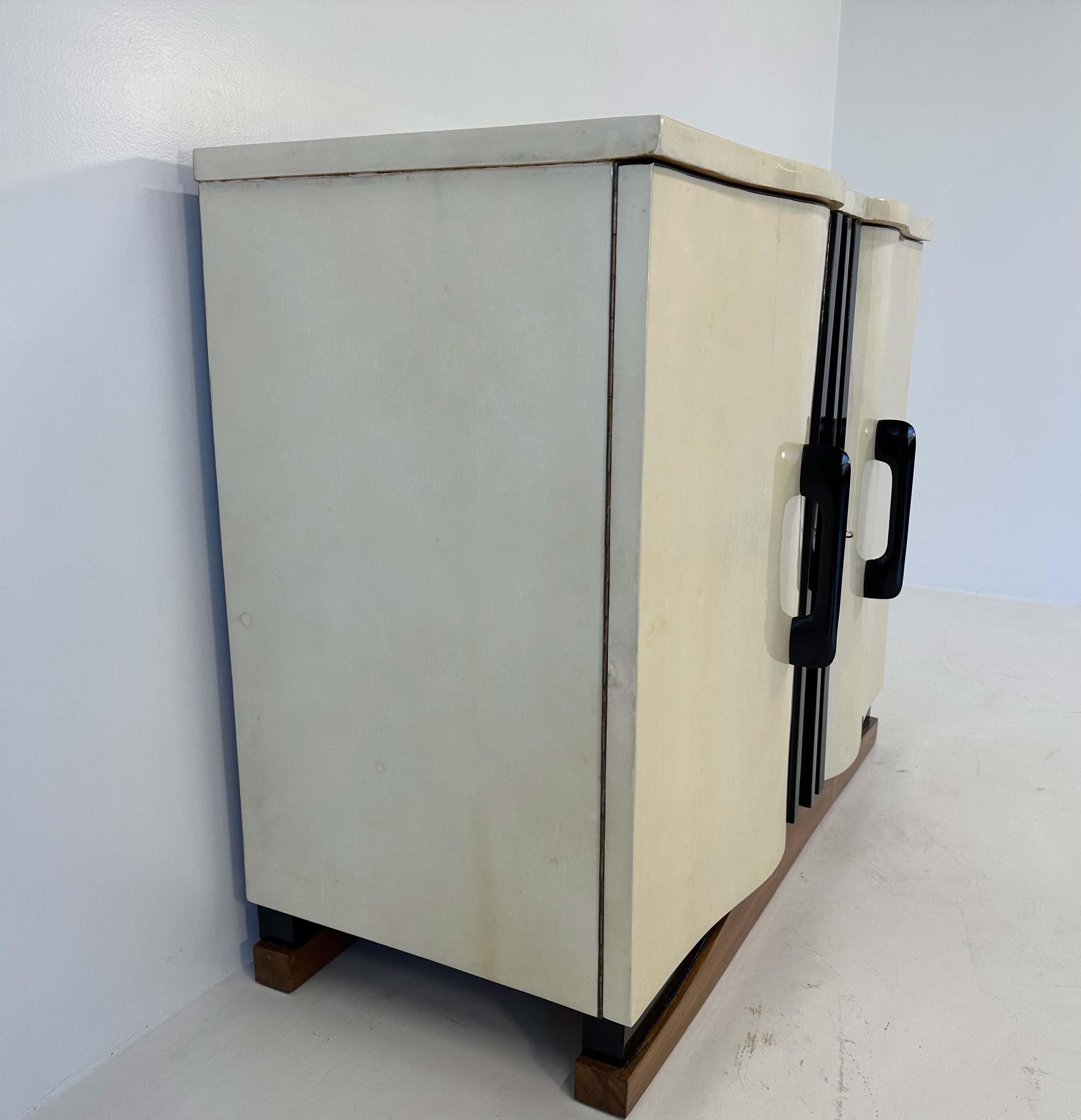 Italian Art Deco Parchment, Walnut and Black Cabinet, Attr. to Ulrich, 1936 For Sale 2