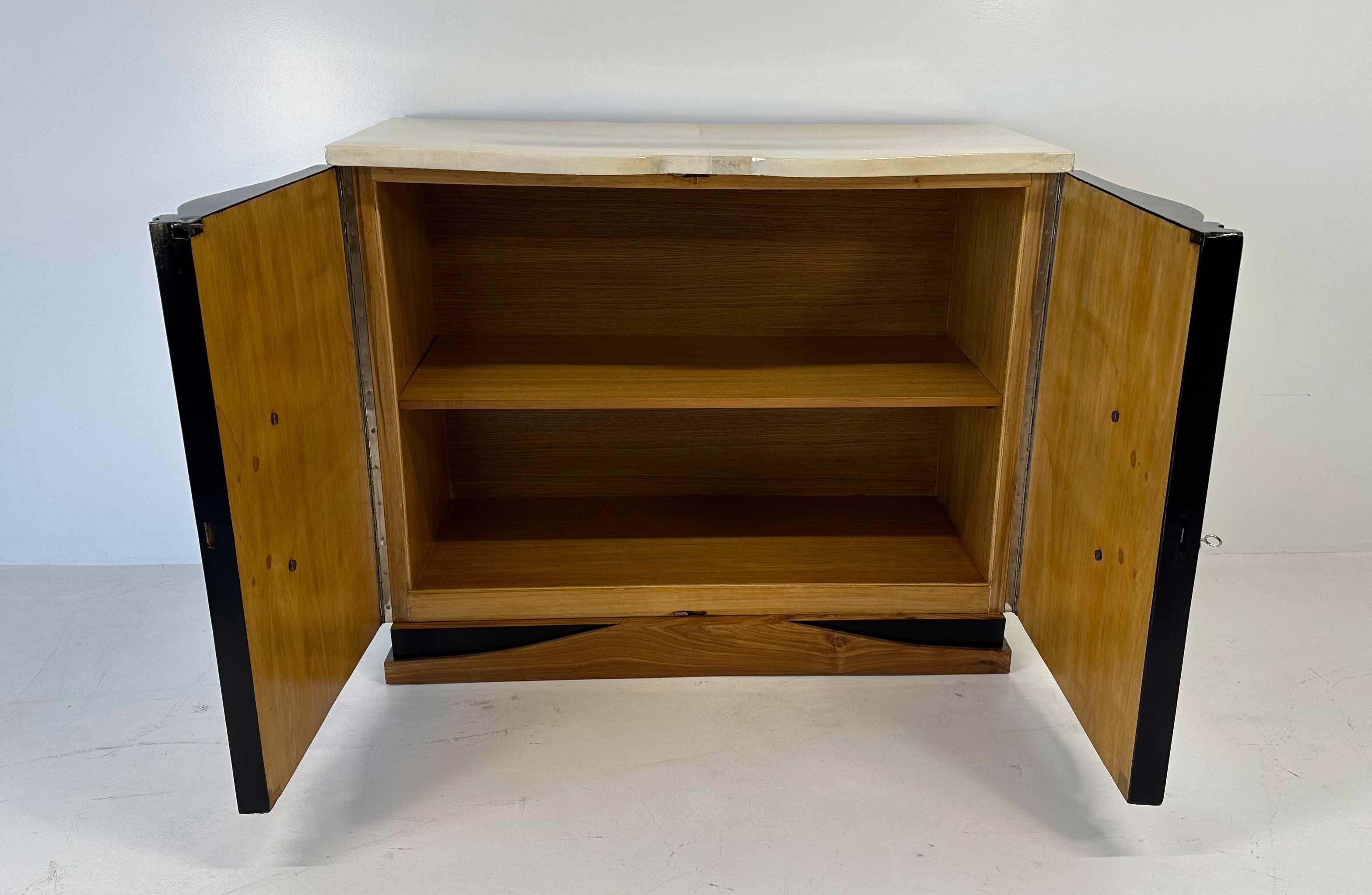 Italian Art Deco Parchment, Walnut and Black Cabinet, Attr. to Ulrich, 1936 For Sale 5